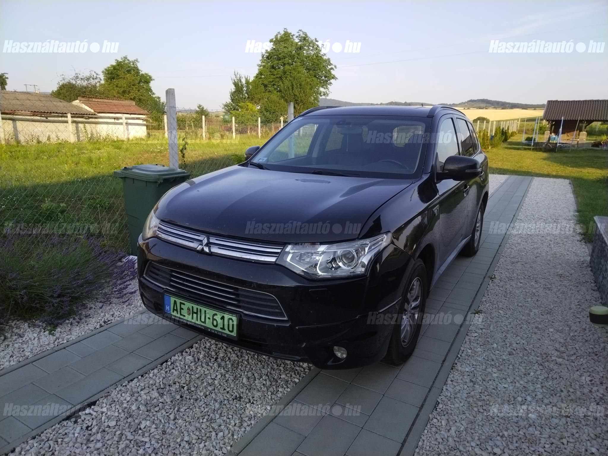 MITSUBISHI OUTLANDER 2014/10 - 1