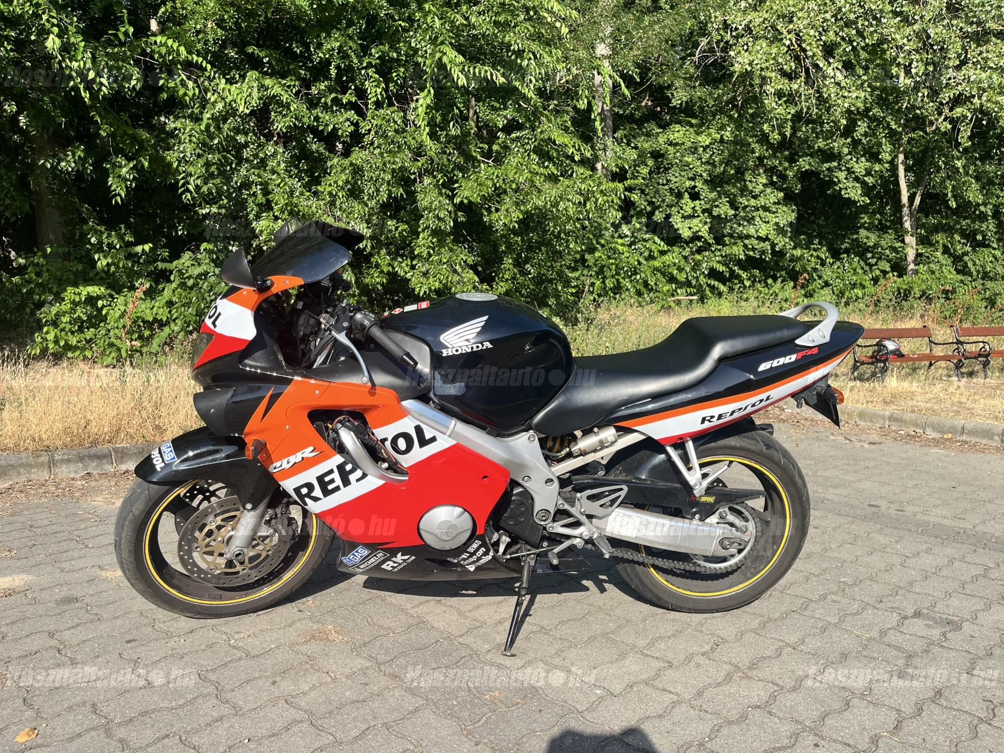 HONDA CBR 600 F4 2000 - 1