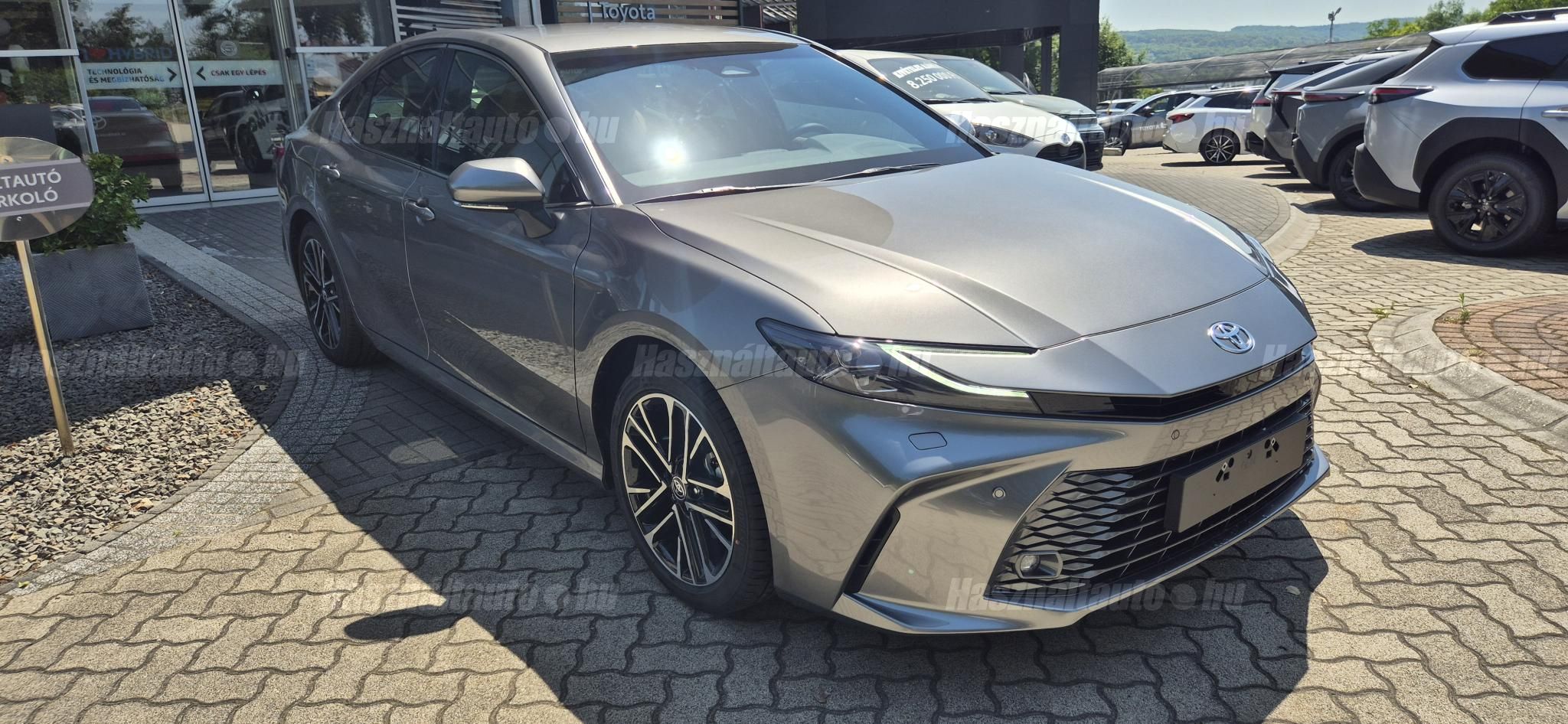 TOYOTA CAMRY 2026 - 1