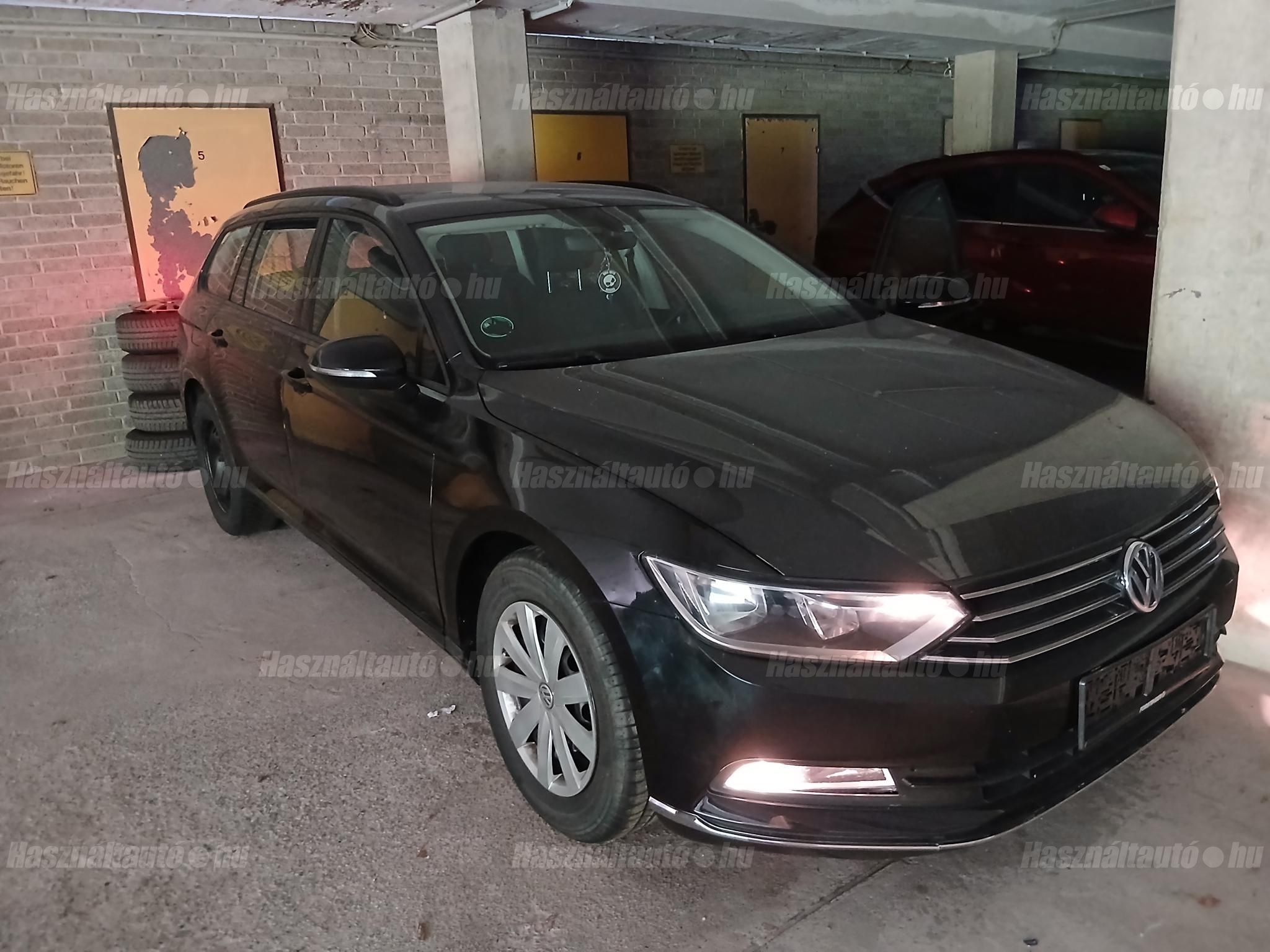 VOLKSWAGEN PASSAT 2015/8 - 1