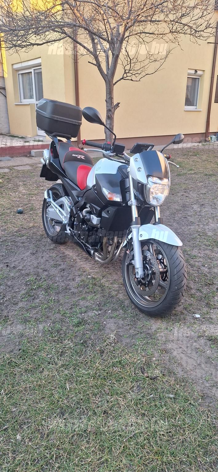 SUZUKI GSR 600 2007/6 - 1