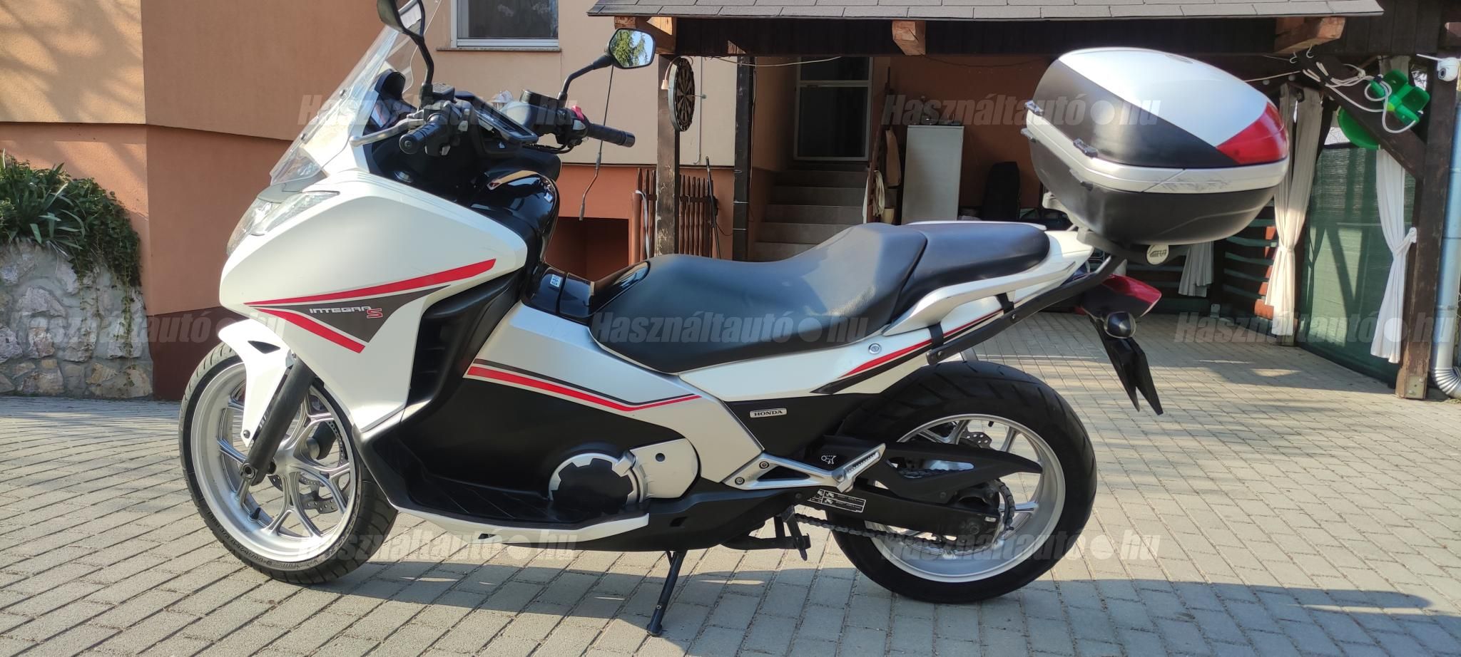 HONDA NC 700 D 2012/5 - 1
