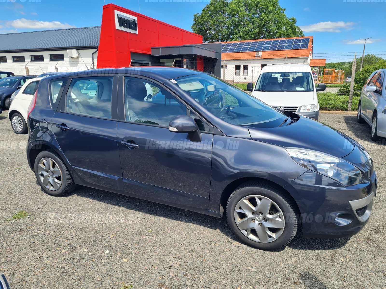RENAULT GRAND SCENIC 2011/7 - 1