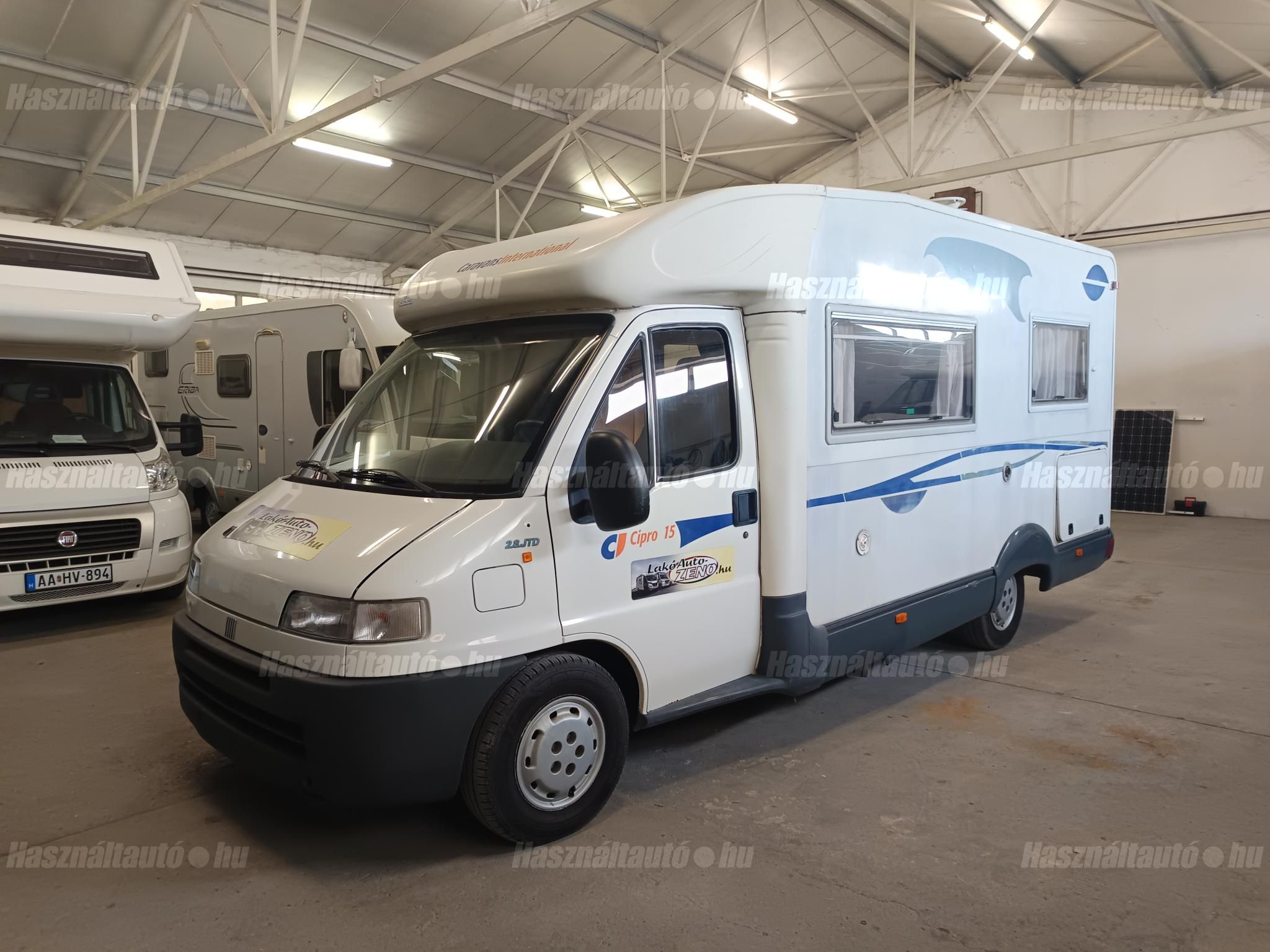 CARAVAN 2001/3 - 1