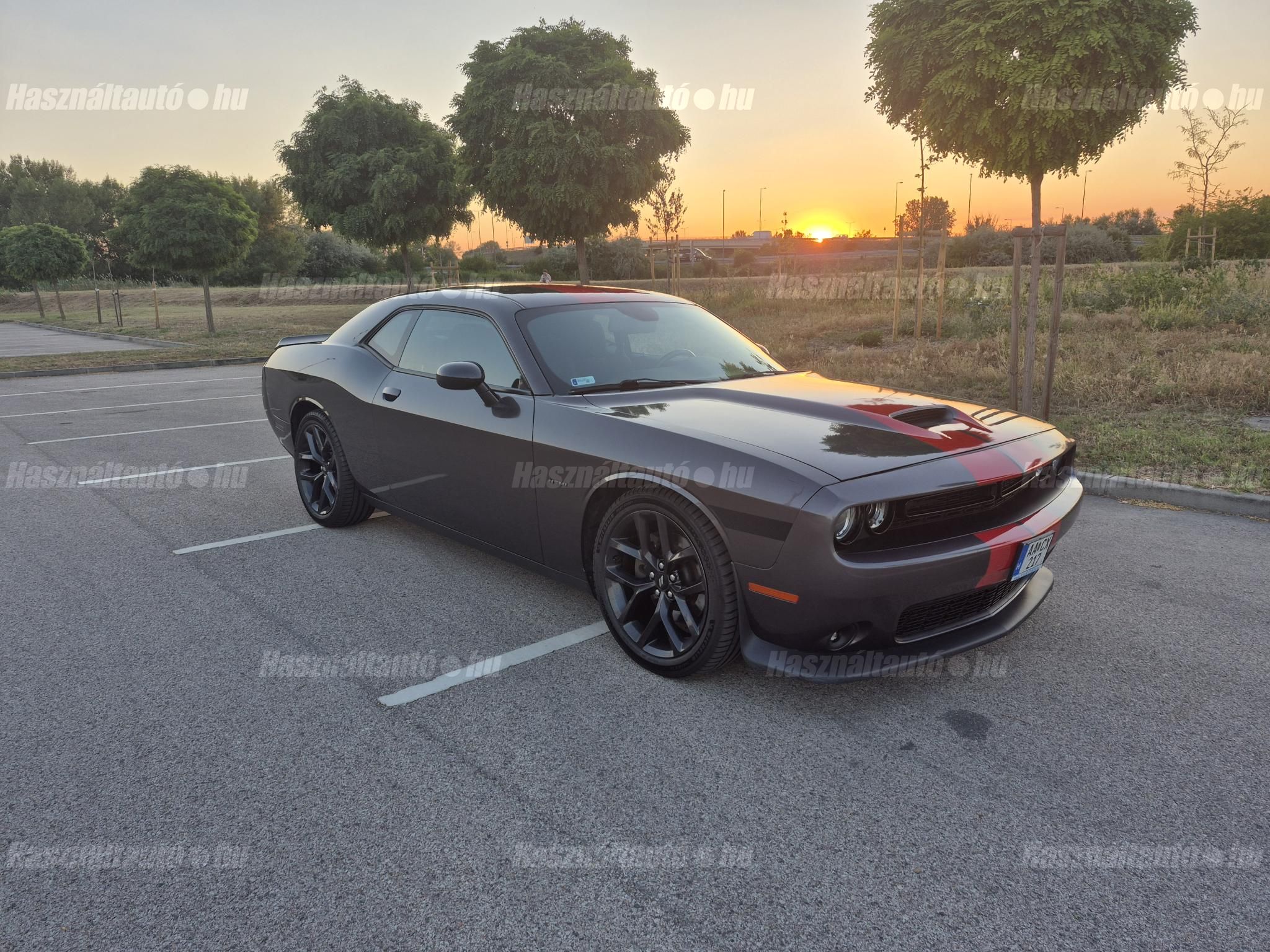 DODGE CHALLENGER 2018/12 - 1