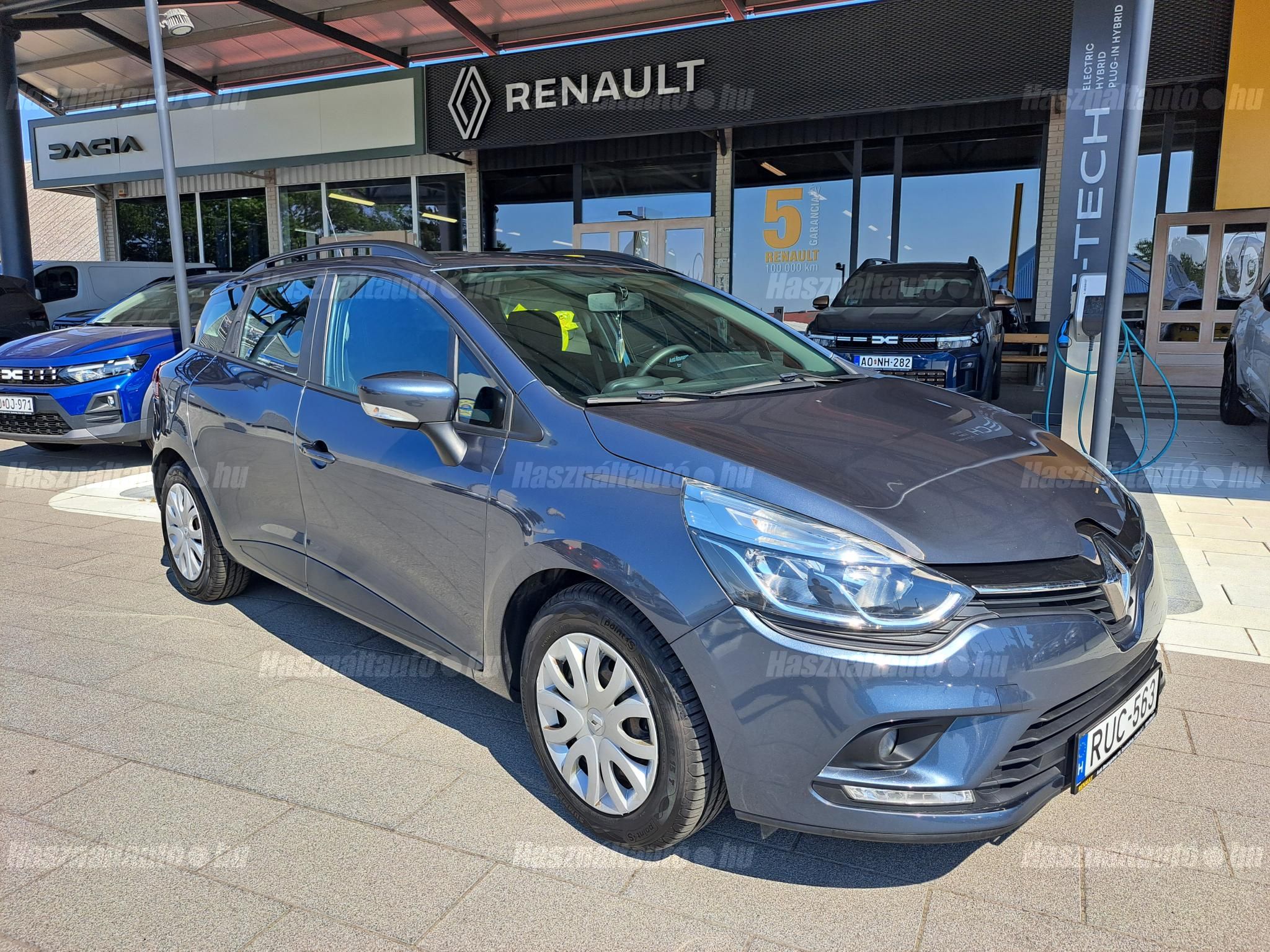 RENAULT CLIO 2019/9 - 1