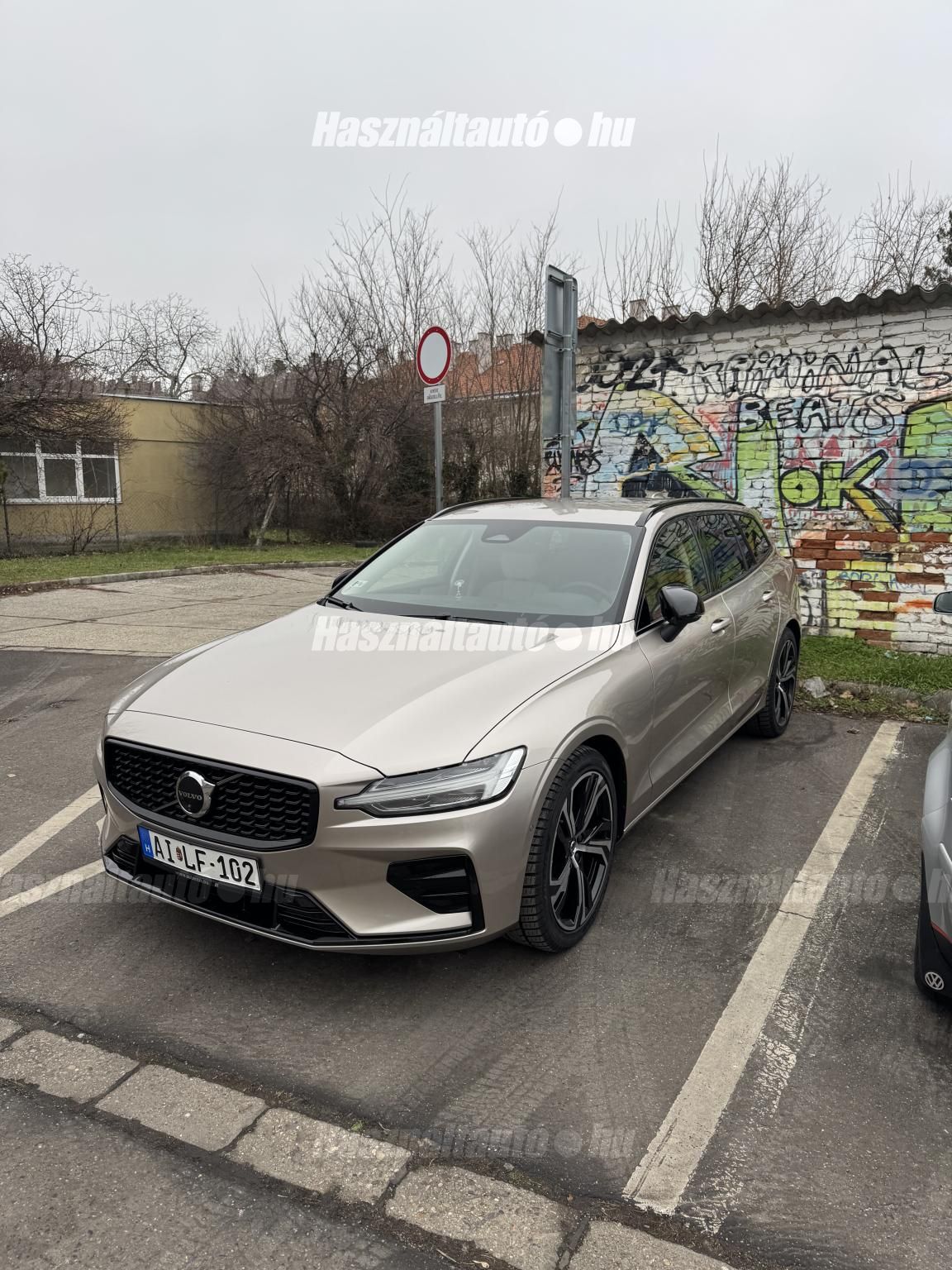 VOLVO V60 2025/2 - 1