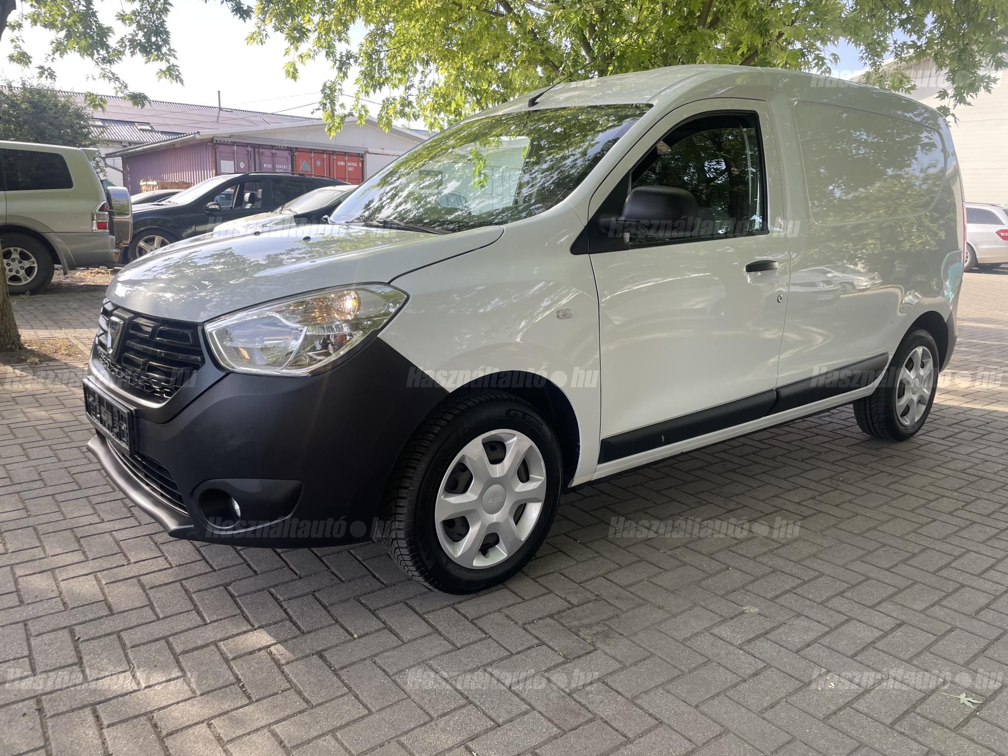 DACIA DOKKER 2019/3 - 1