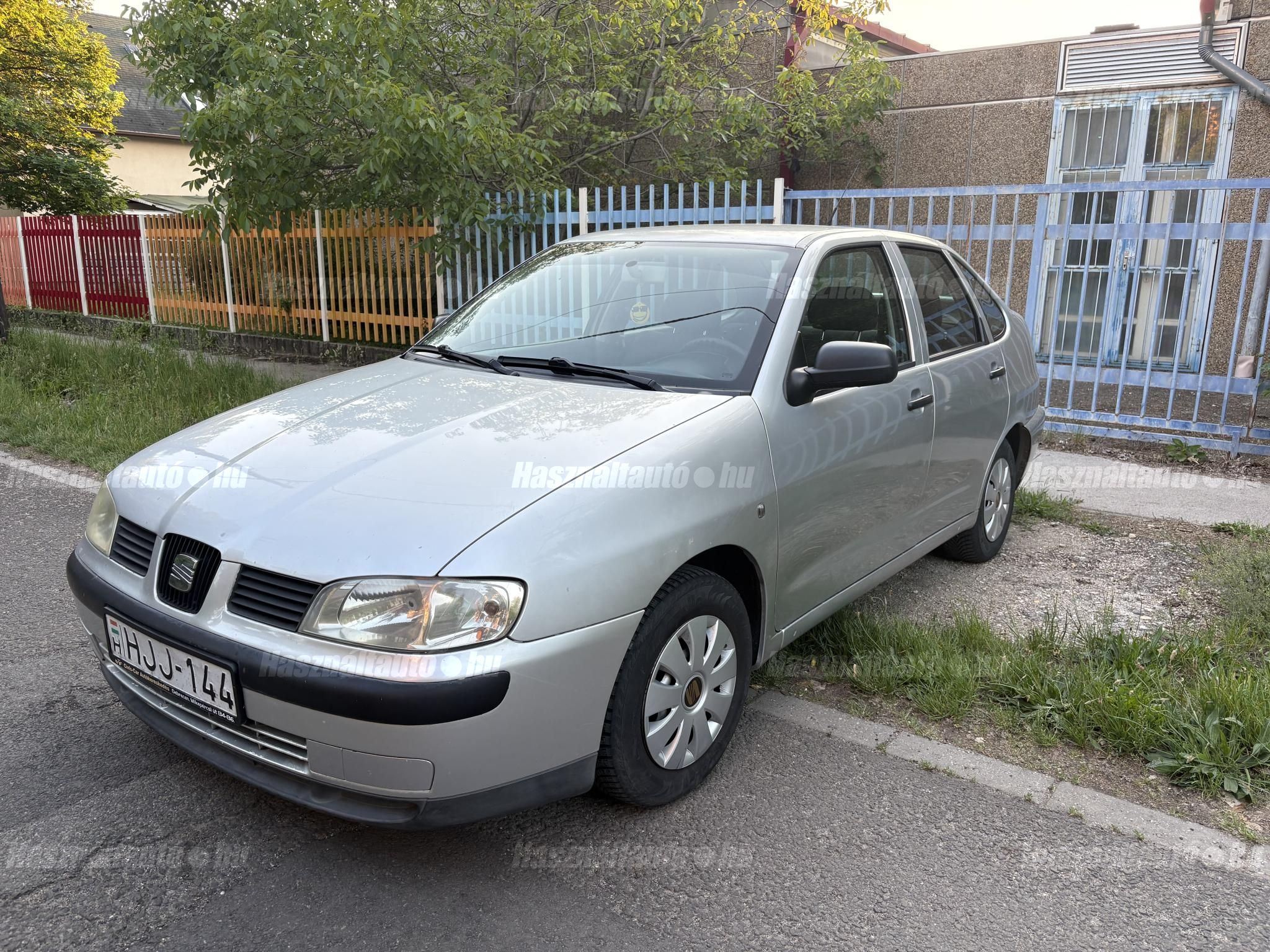 SEAT CORDOBA 2000/9 - 1