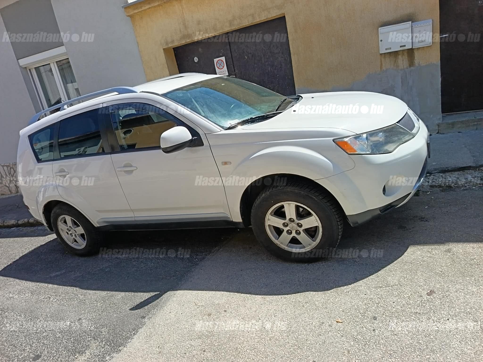 MITSUBISHI OUTLANDER 2008/9 - 1