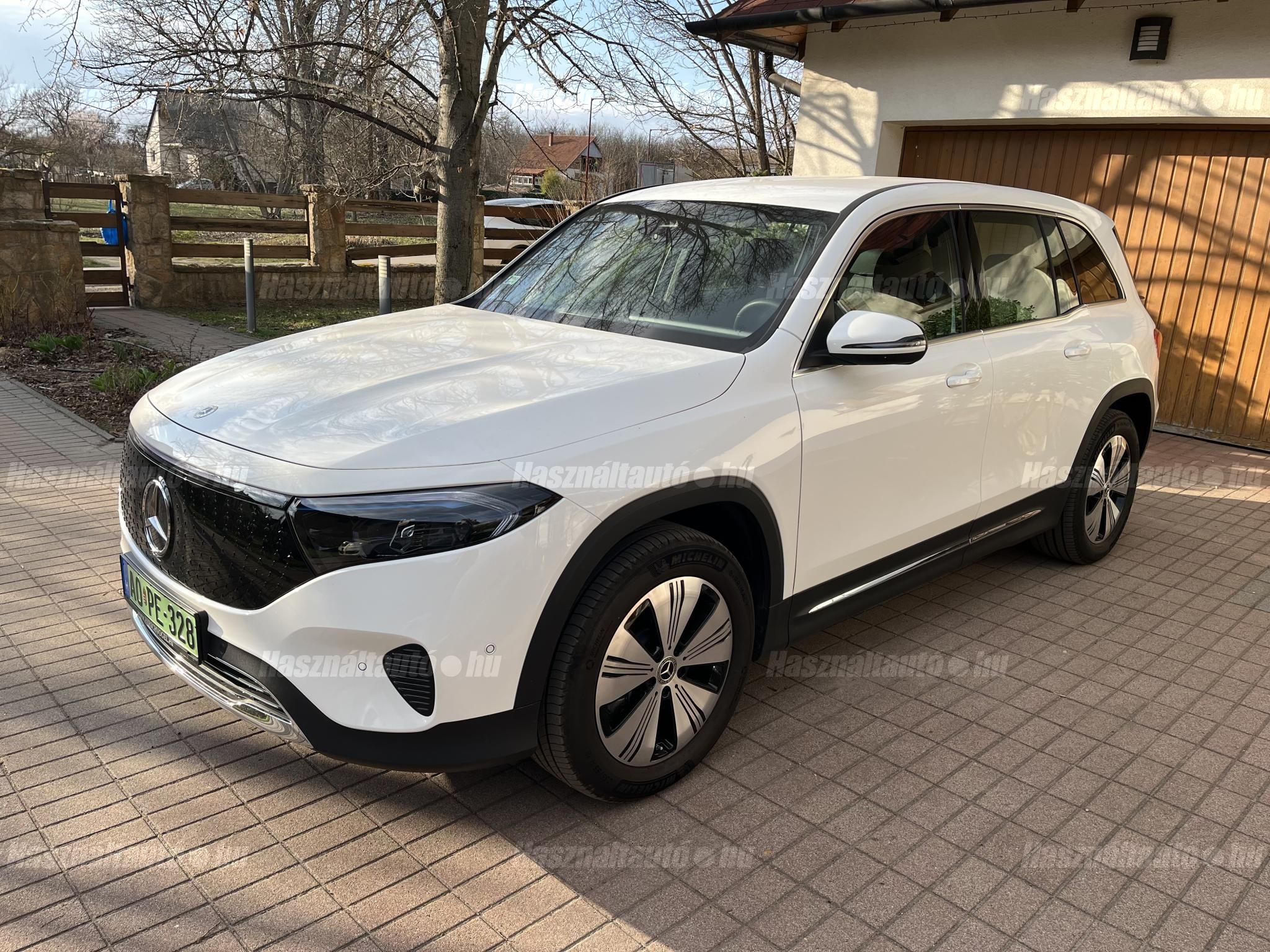 MERCEDES-BENZ EQB 2024/10 - 1