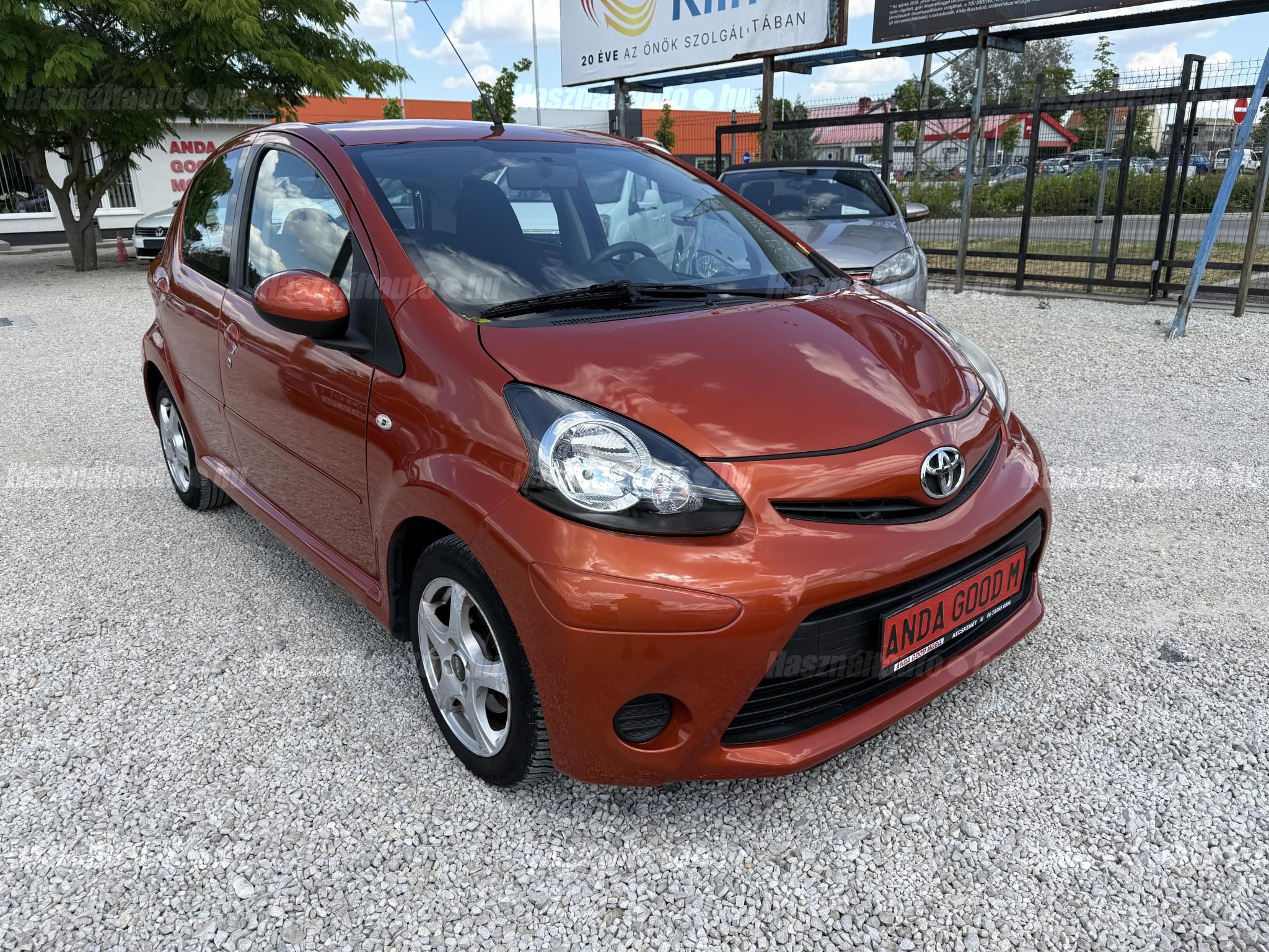 TOYOTA AYGO 2012/11 - 1