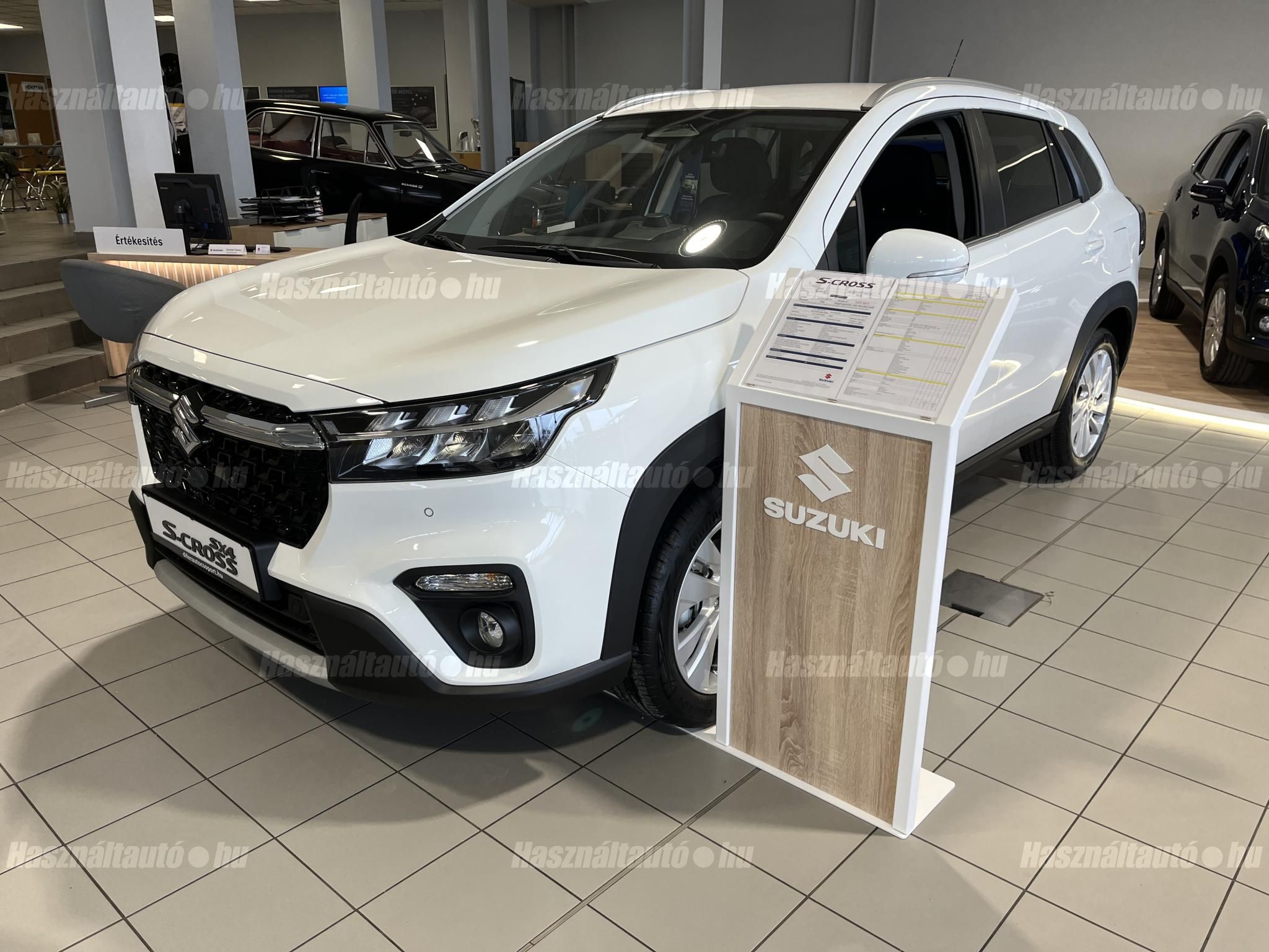 SUZUKI S-CROSS 2025 - 1
