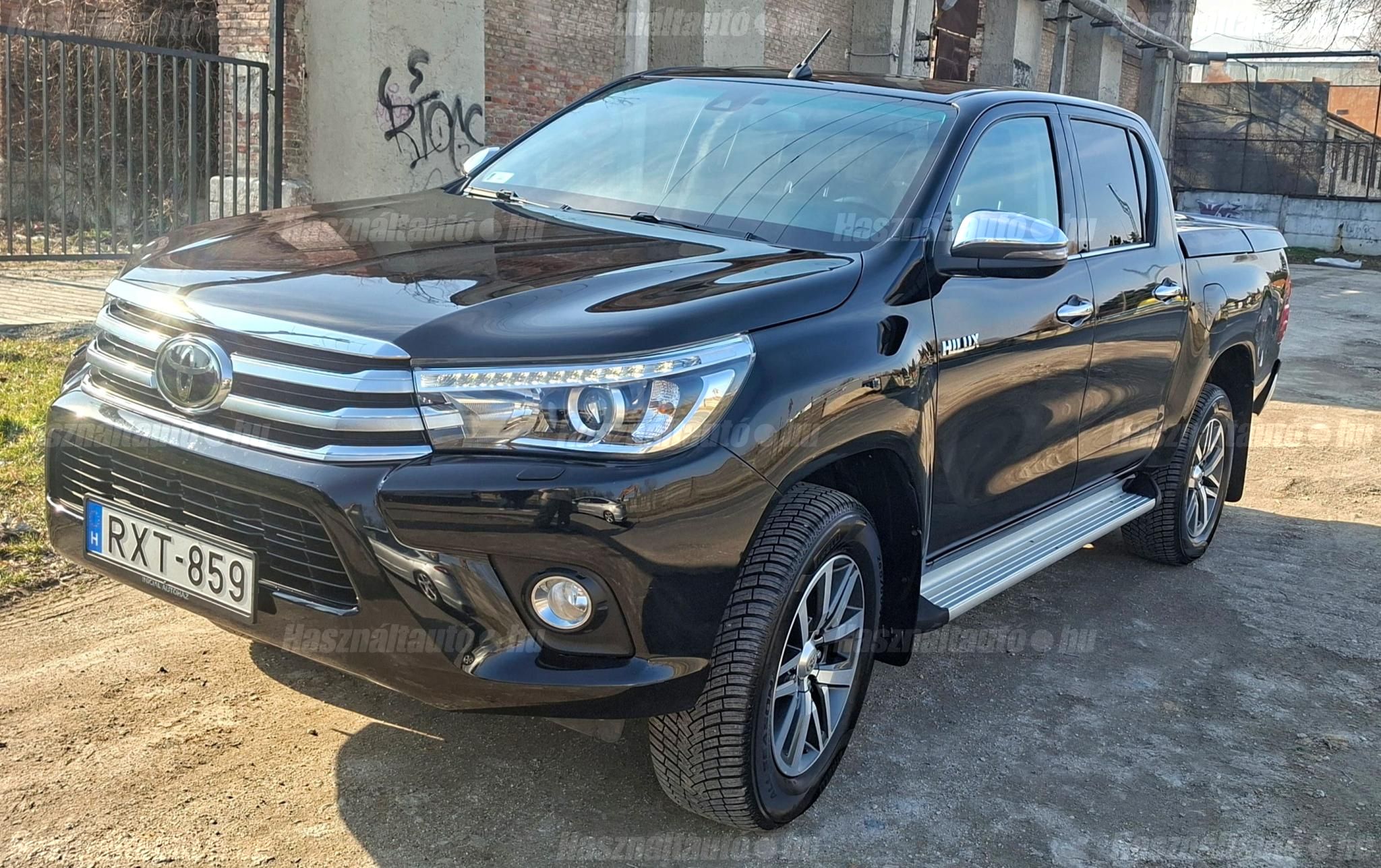 TOYOTA HILUX 2019/12 - 1