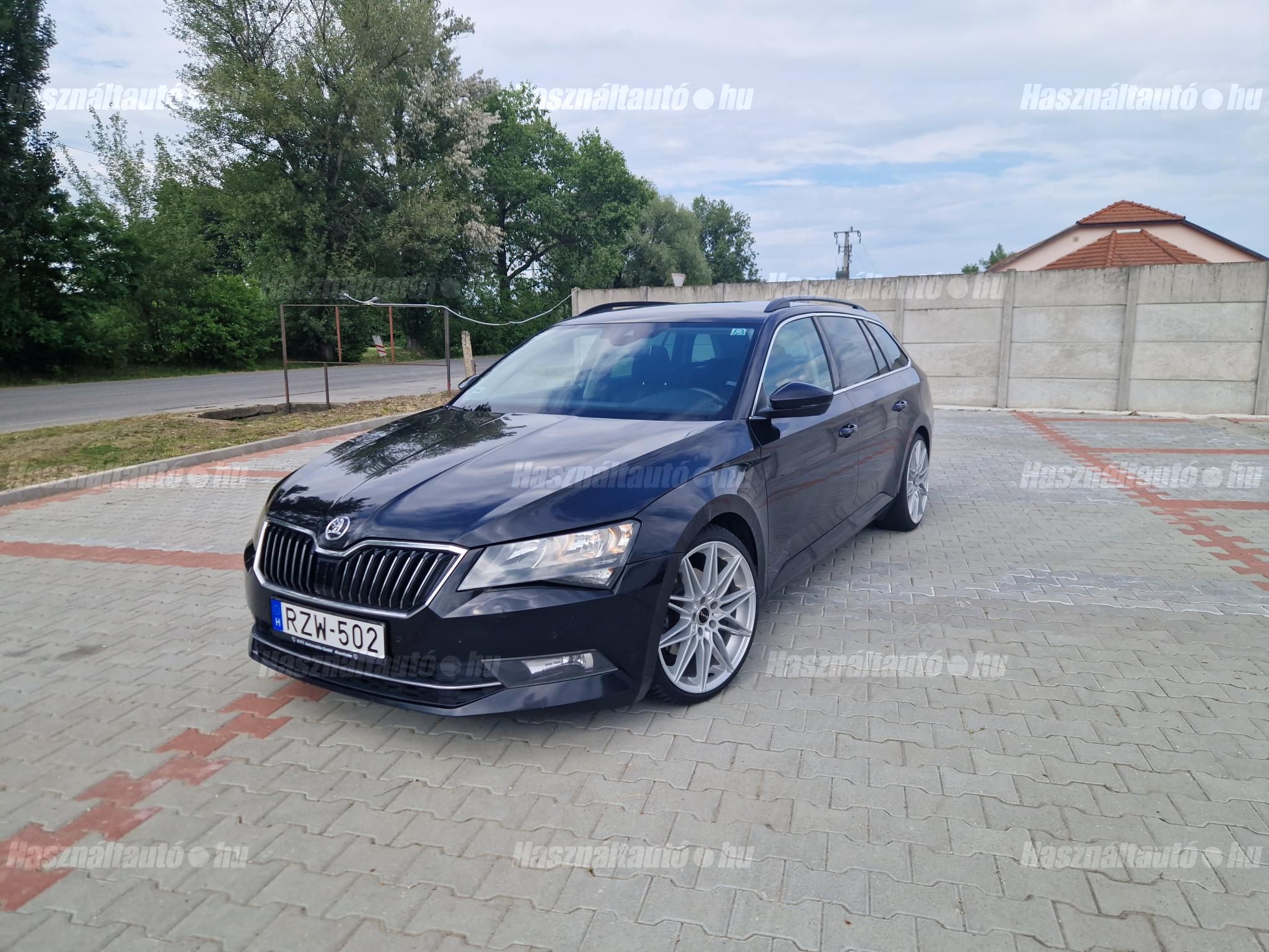 SKODA SUPERB 2016/10 - 1