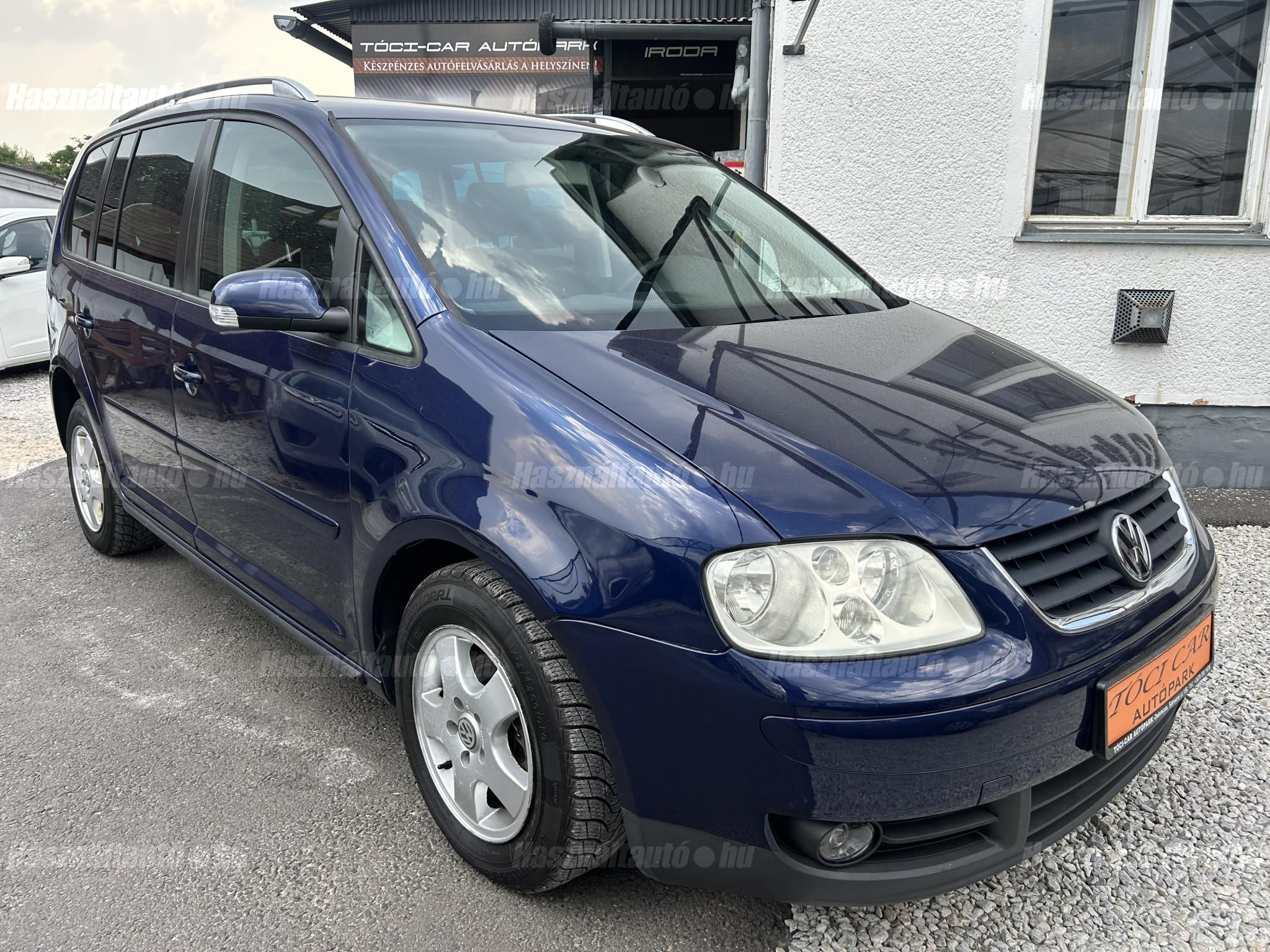 VOLKSWAGEN TOURAN 2004/1 - 1
