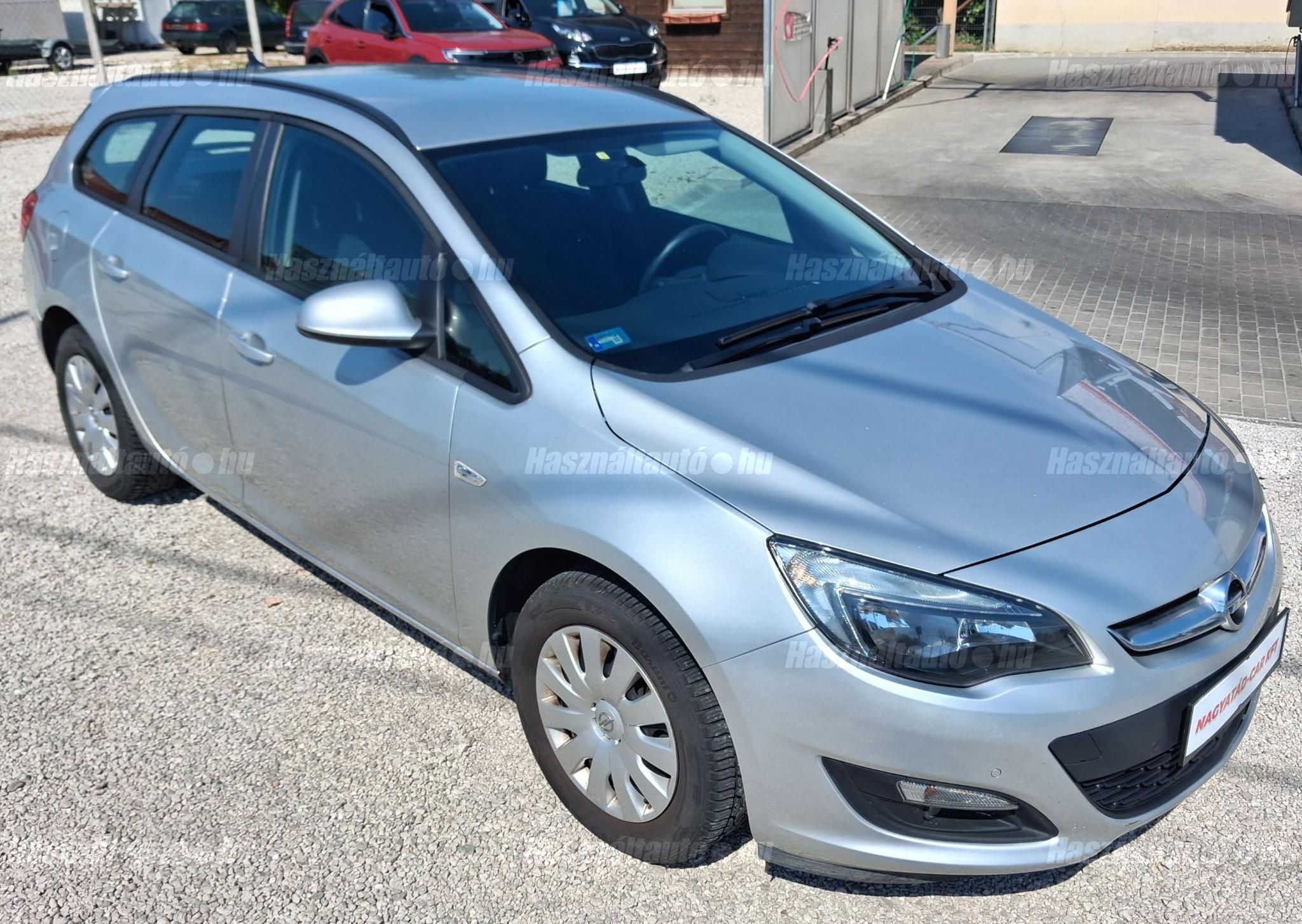OPEL ASTRA J 2014/8 - 1