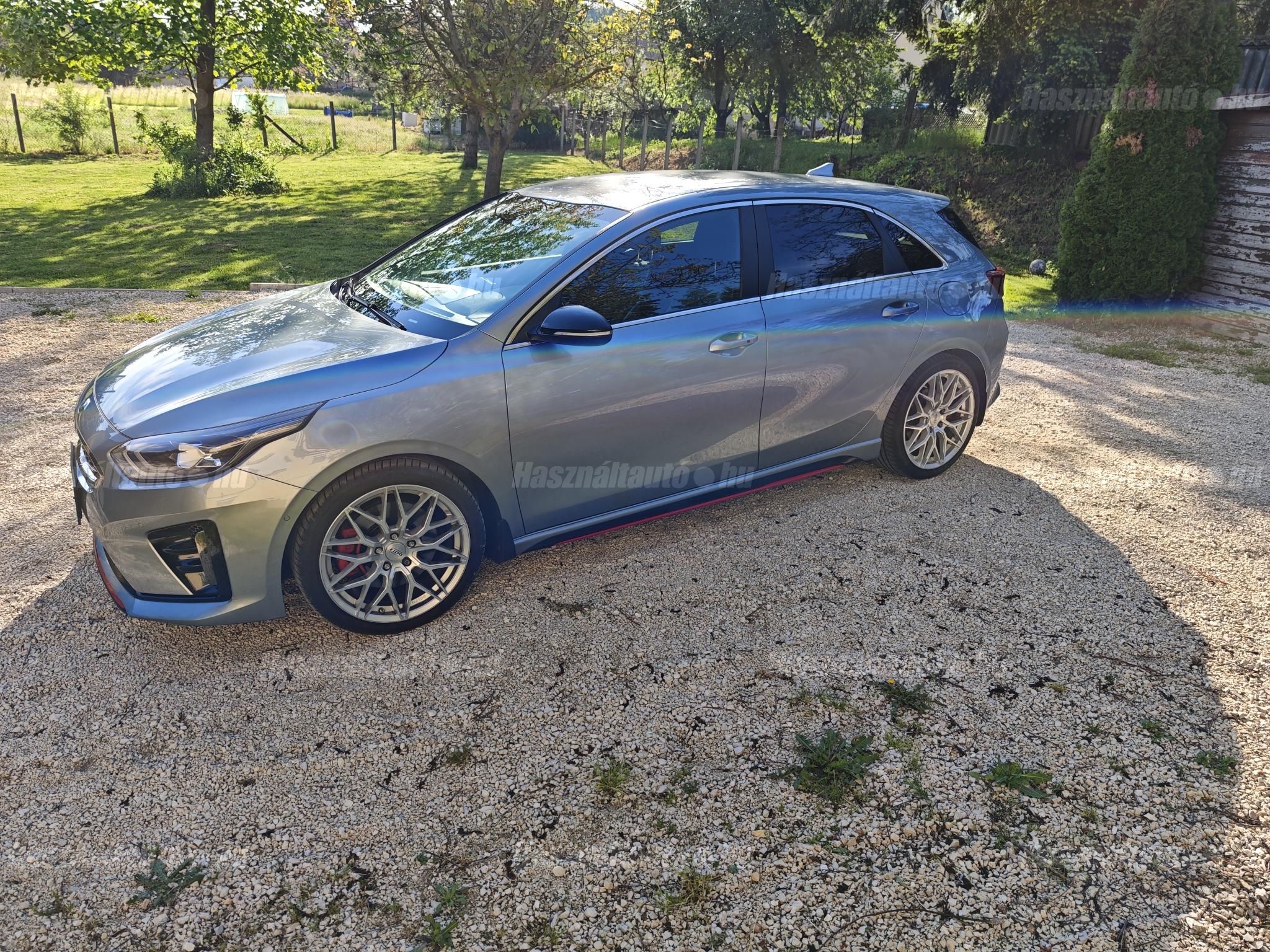 KIA CEE'D 2019/8 - 1