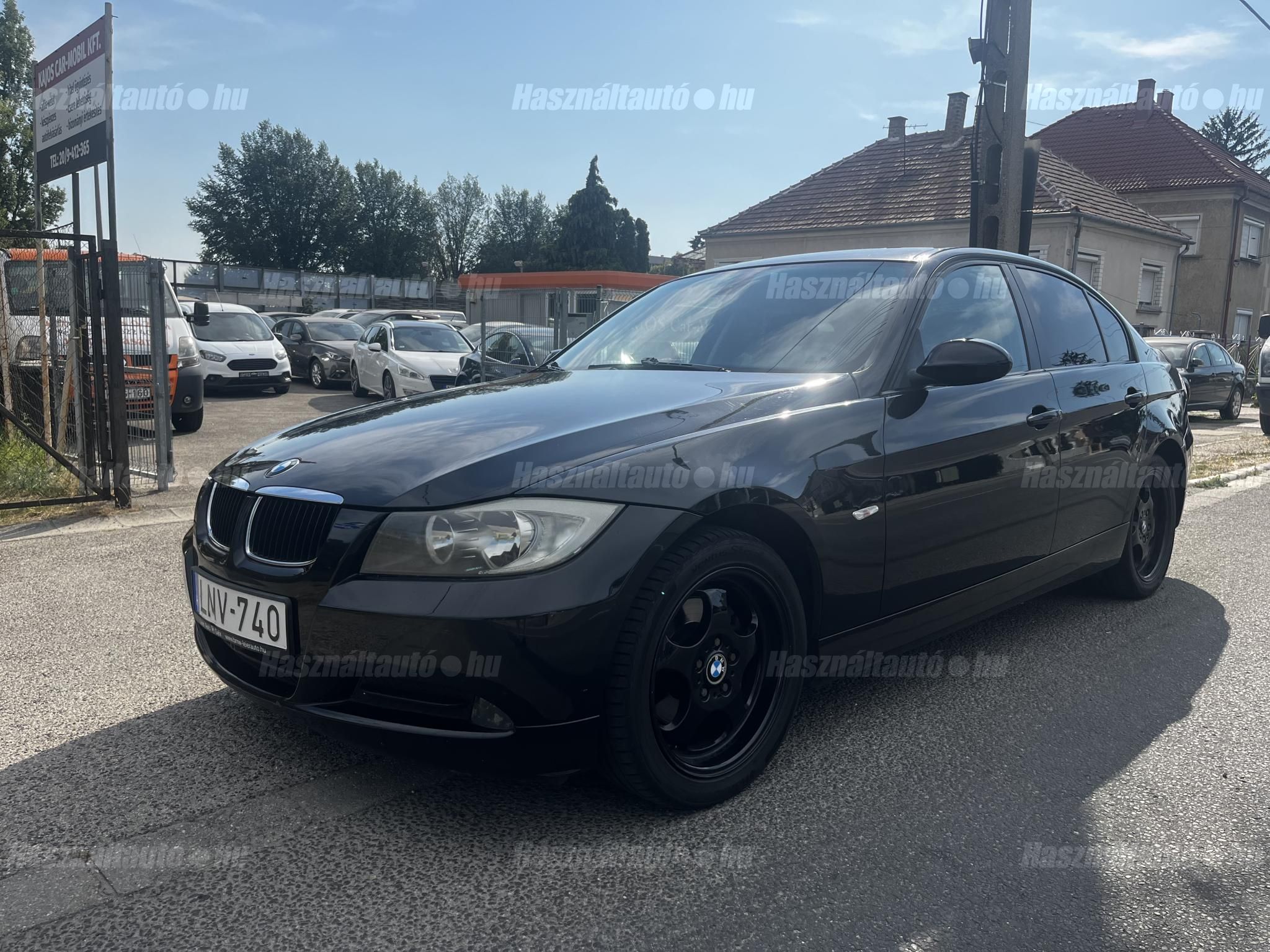 BMW 318 2008/5 - 1