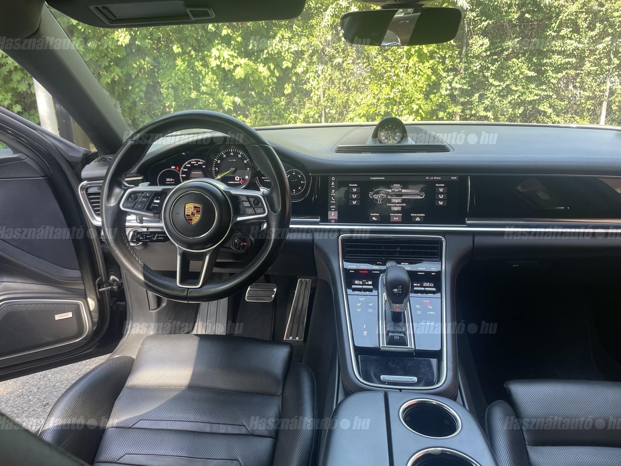PORSCHE PANAMERA 2018/12 - 1