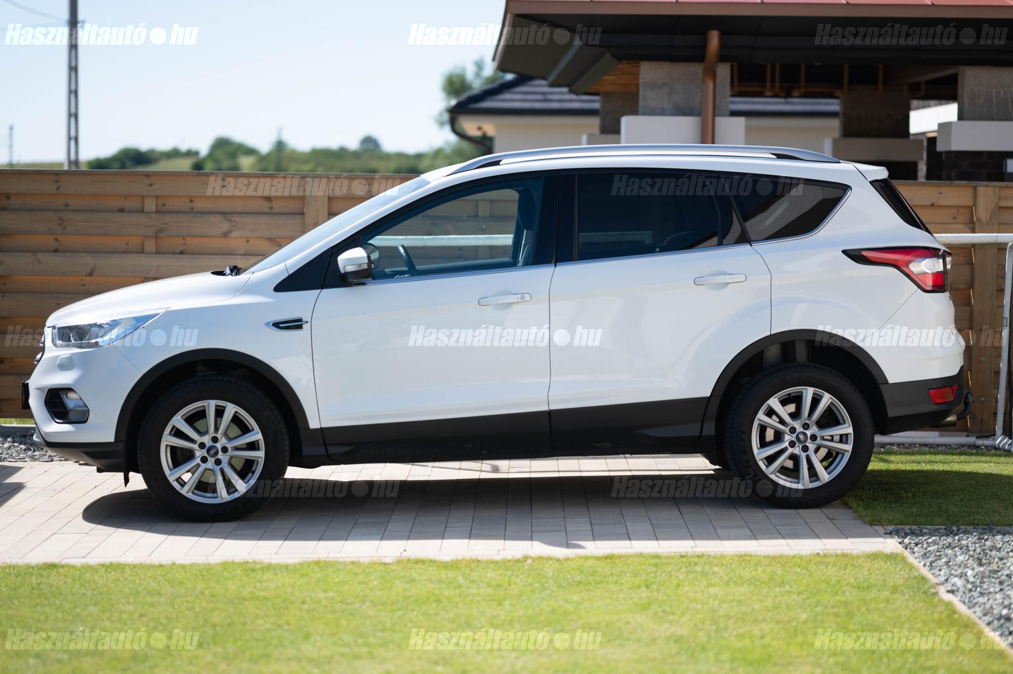 FORD KUGA 2017 - 1