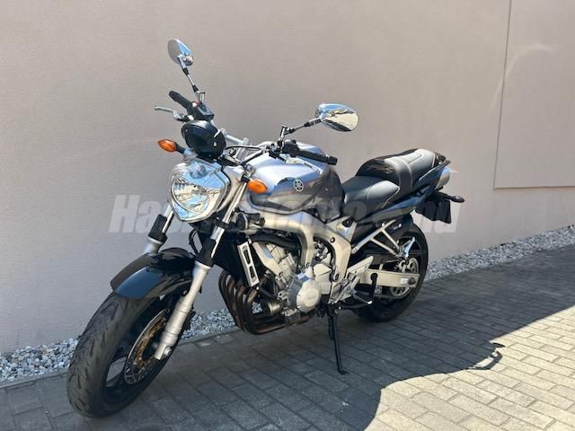 YAMAHA FZ6-N 2008/8 - 1