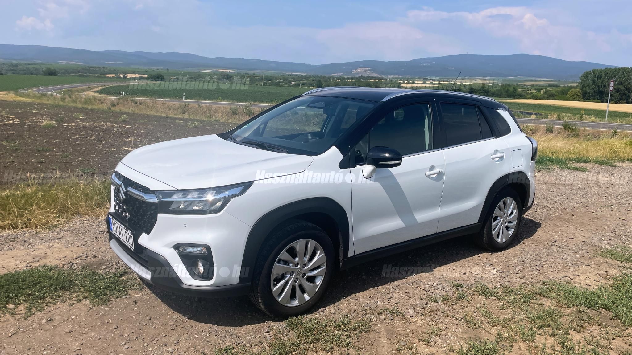 SUZUKI S-CROSS 2025/8 - 1