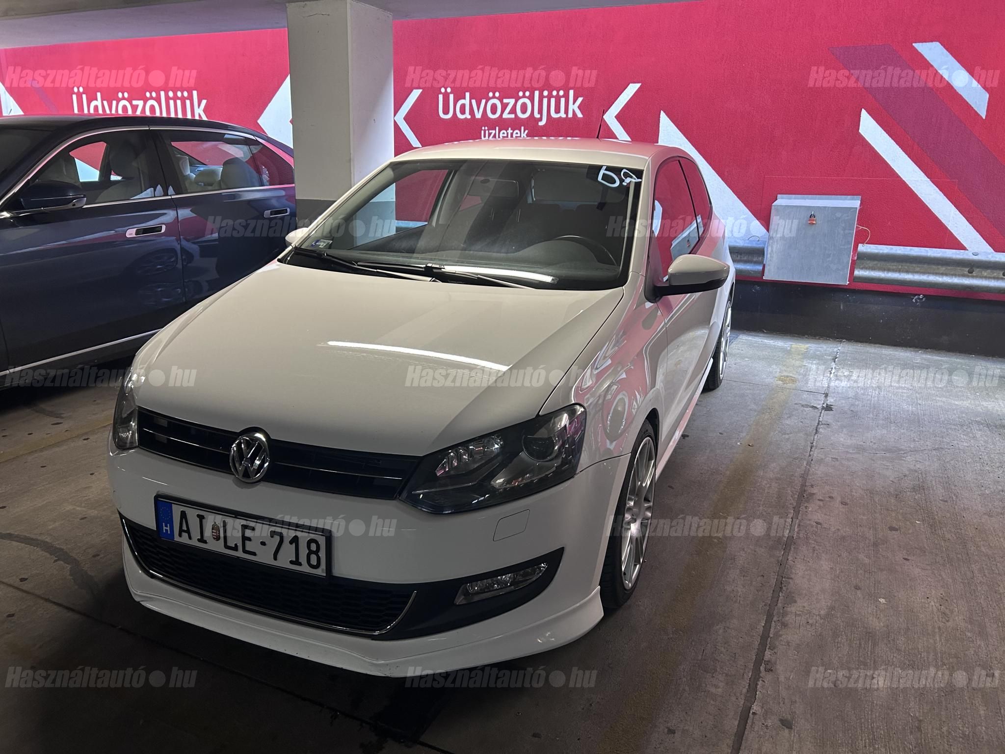 VOLKSWAGEN POLO VI 2011/1 - 1