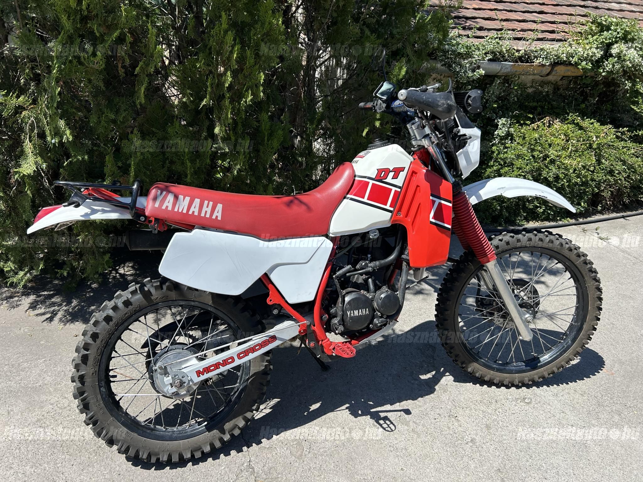 YAMAHA DT 1982 - 1