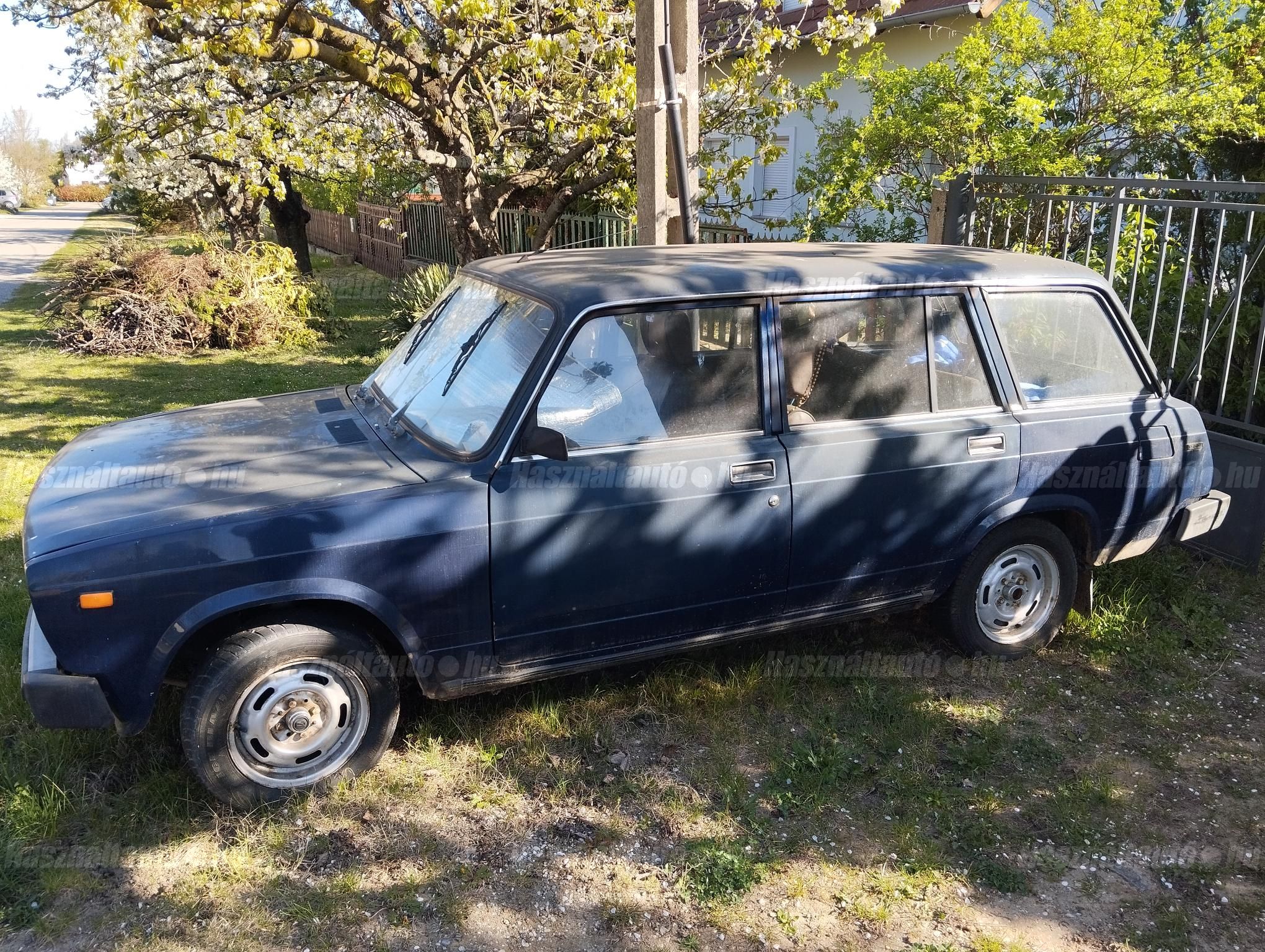 LADA 2104 1987/11 - 1