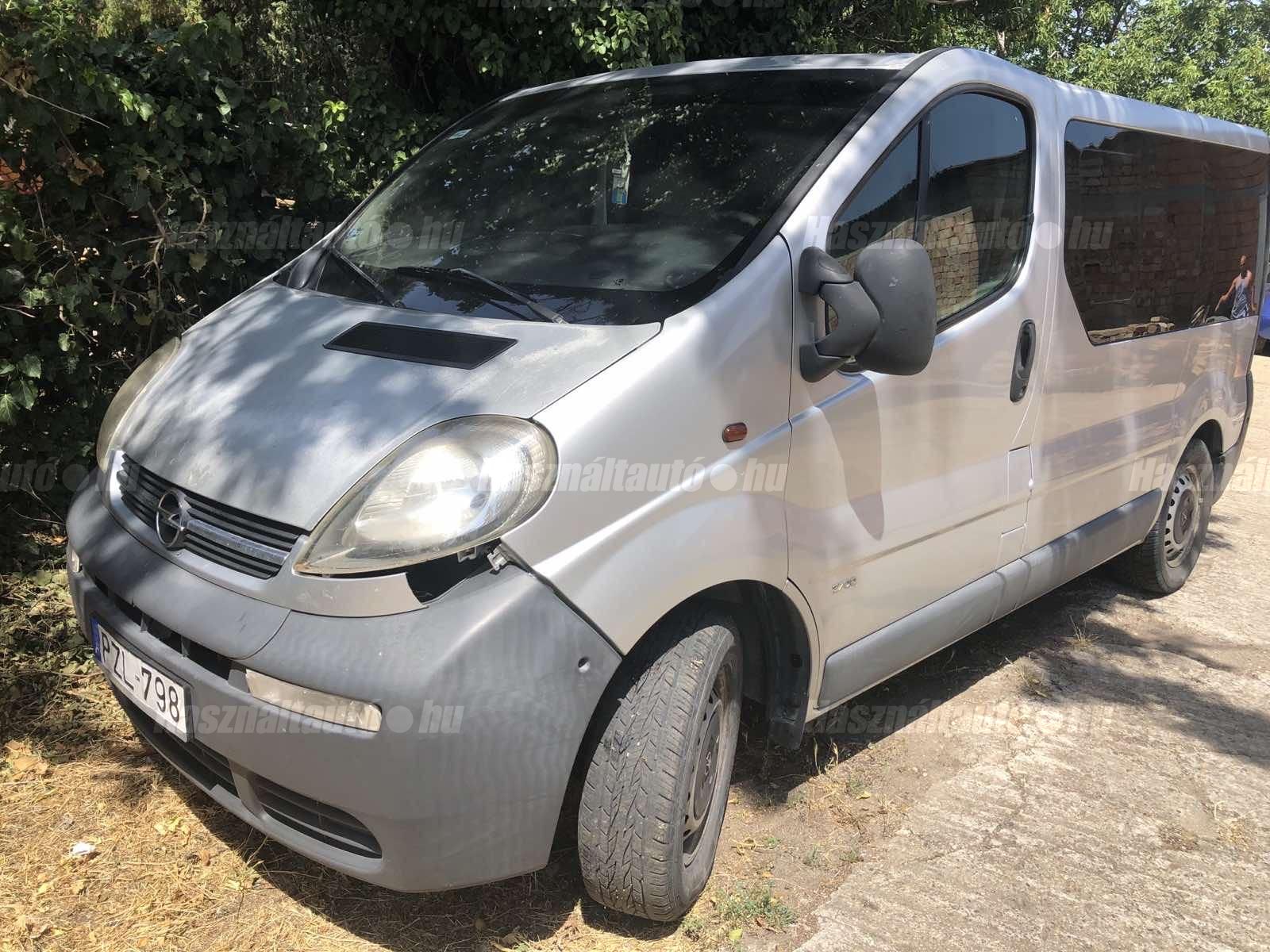 OPEL VIVARO 2002/8 - 1