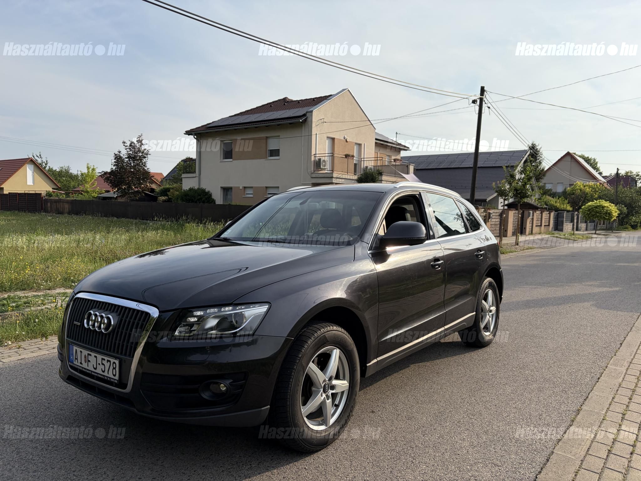 AUDI Q5 2010 - 1