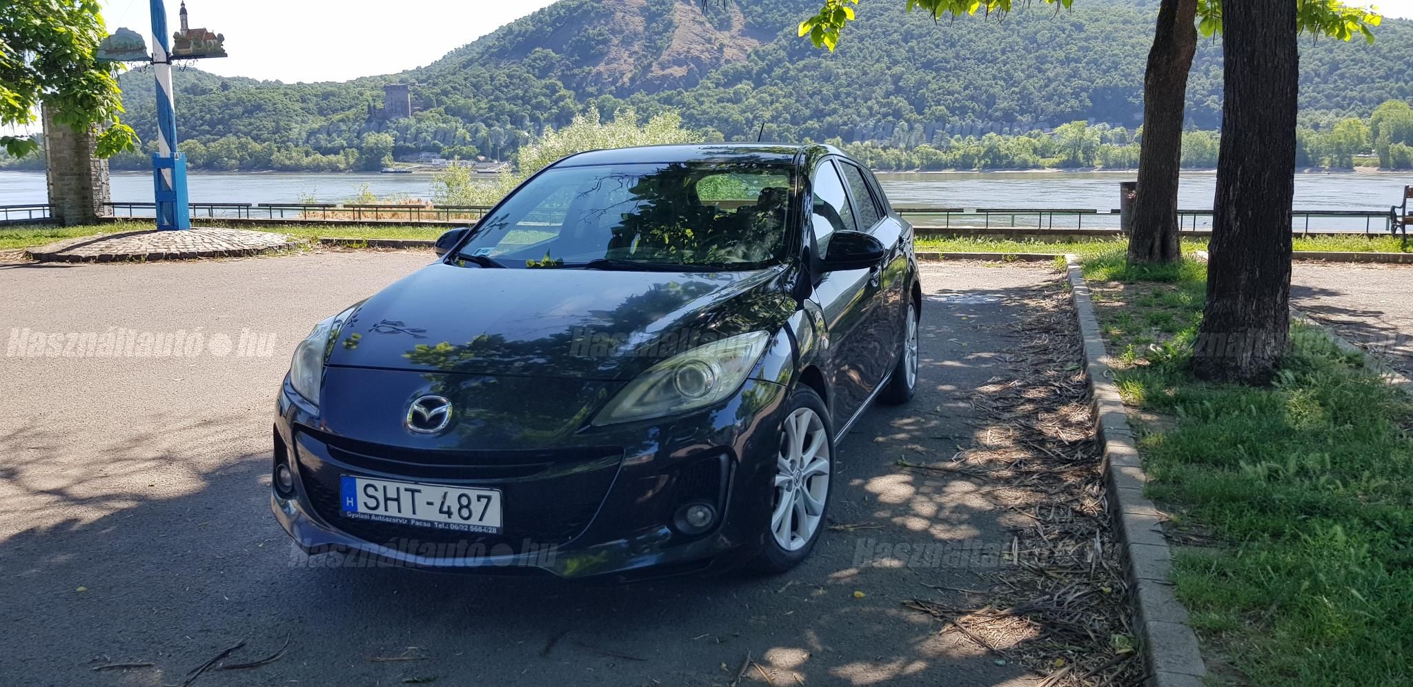 MAZDA 3 2012/6 - 1