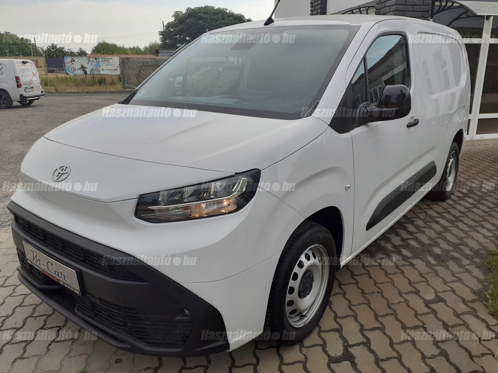 TOYOTA PROACE 2024/7 - 1