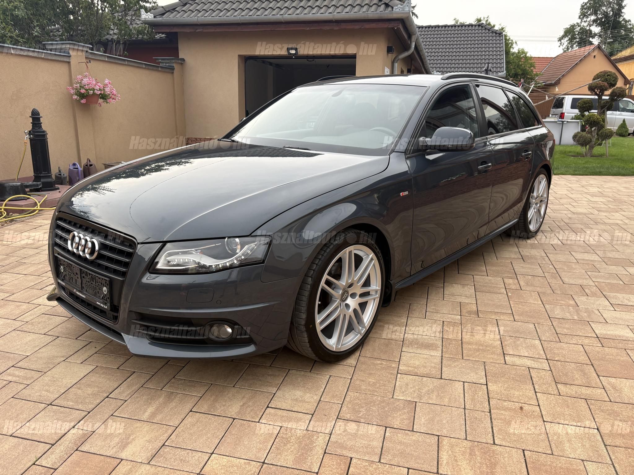 AUDI A4 2011 - 1