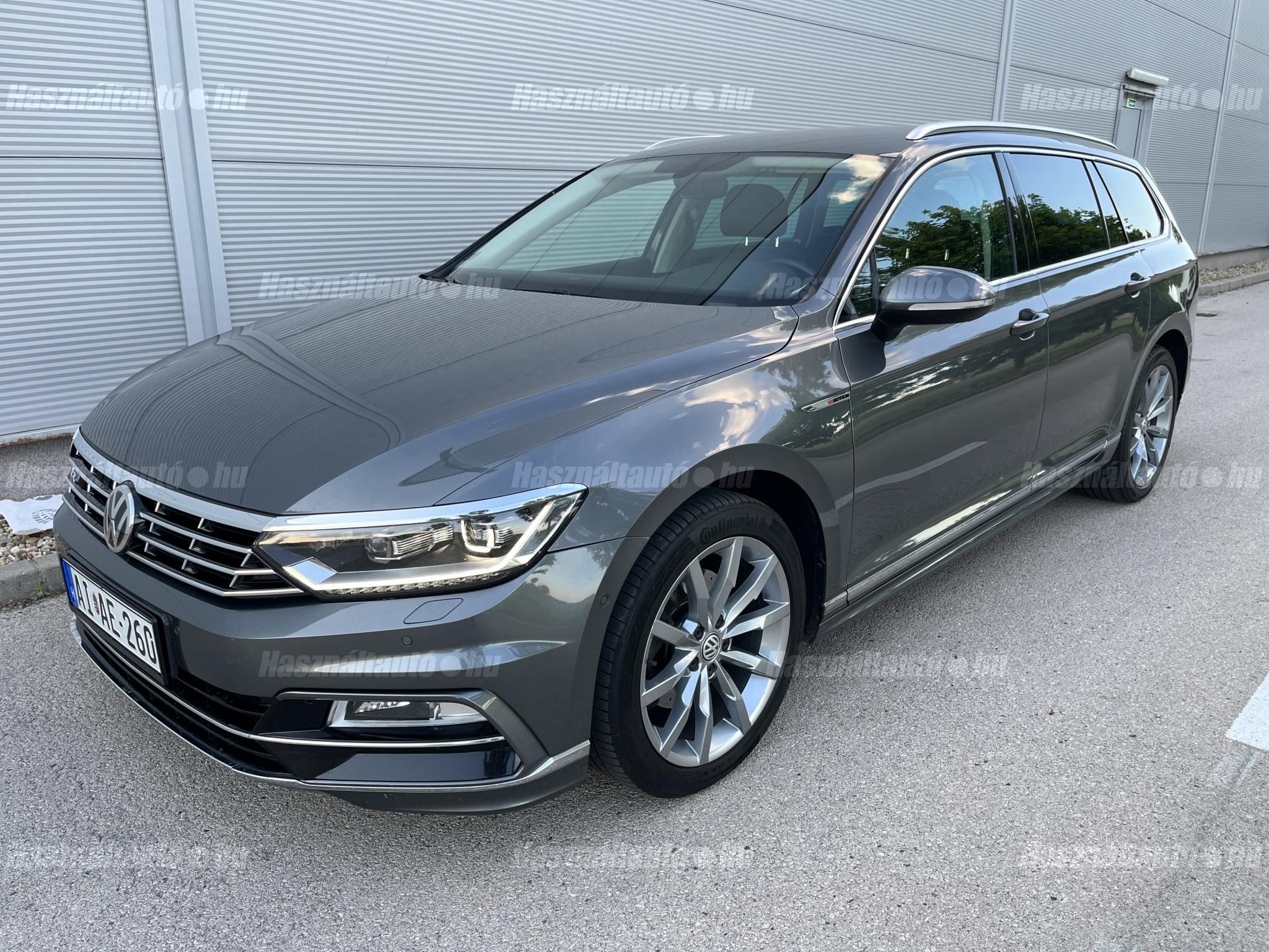 VOLKSWAGEN PASSAT 2016/7 - 1
