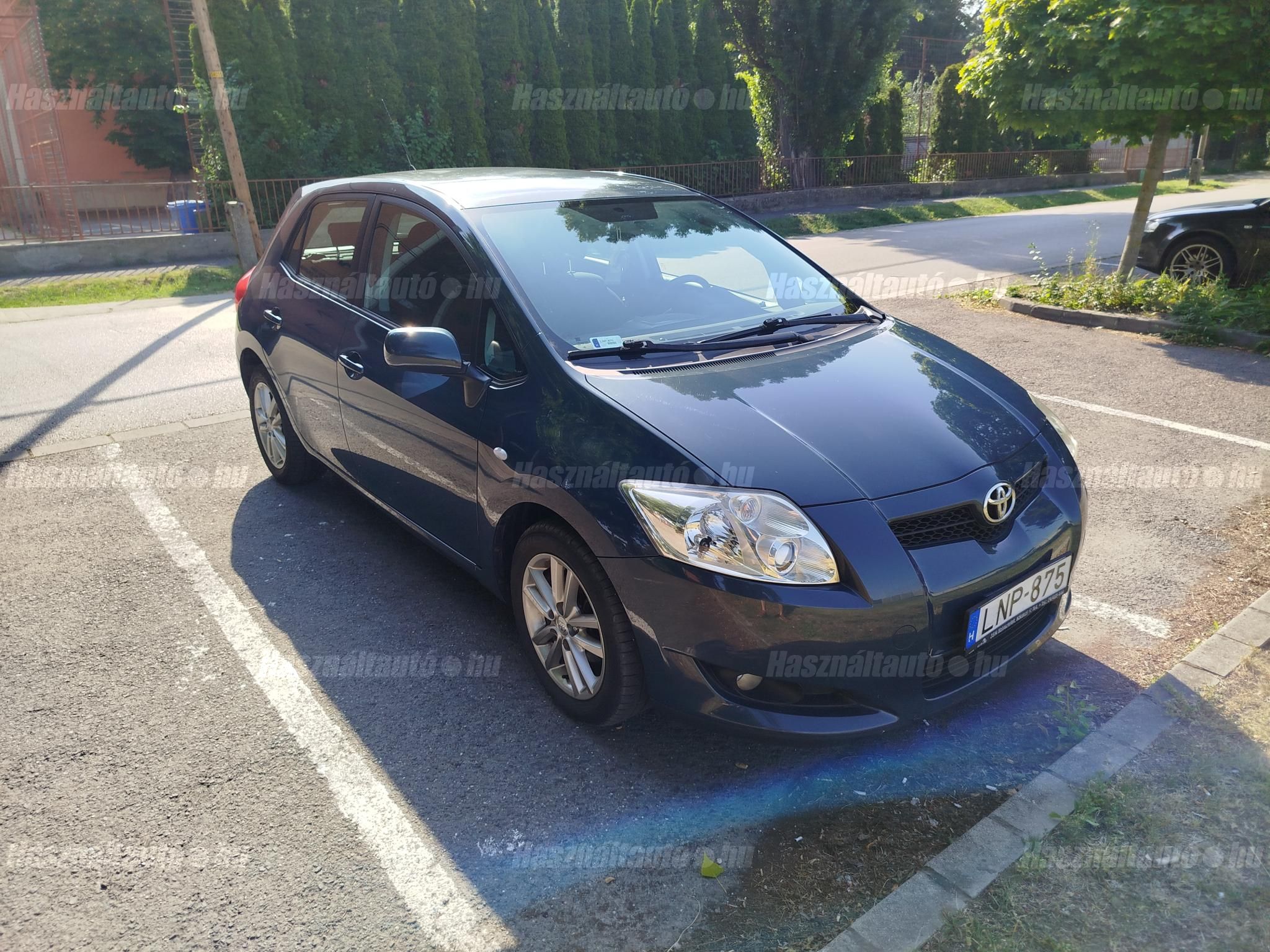 TOYOTA AURIS 2009 - 1