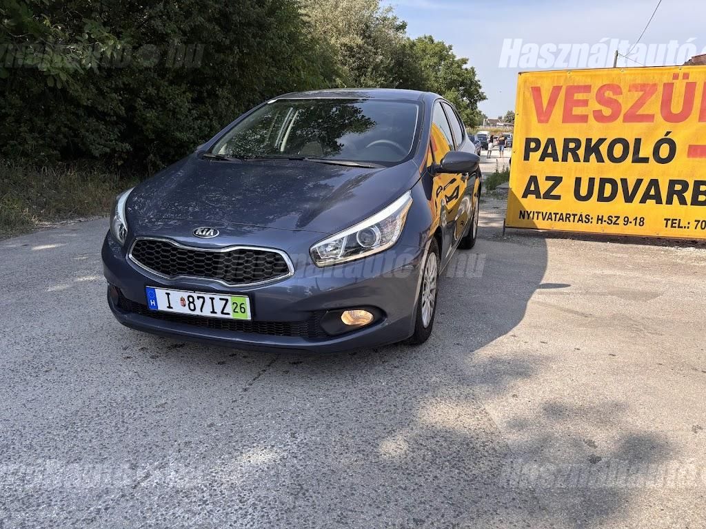 KIA CEE'D 2016/6 - 1