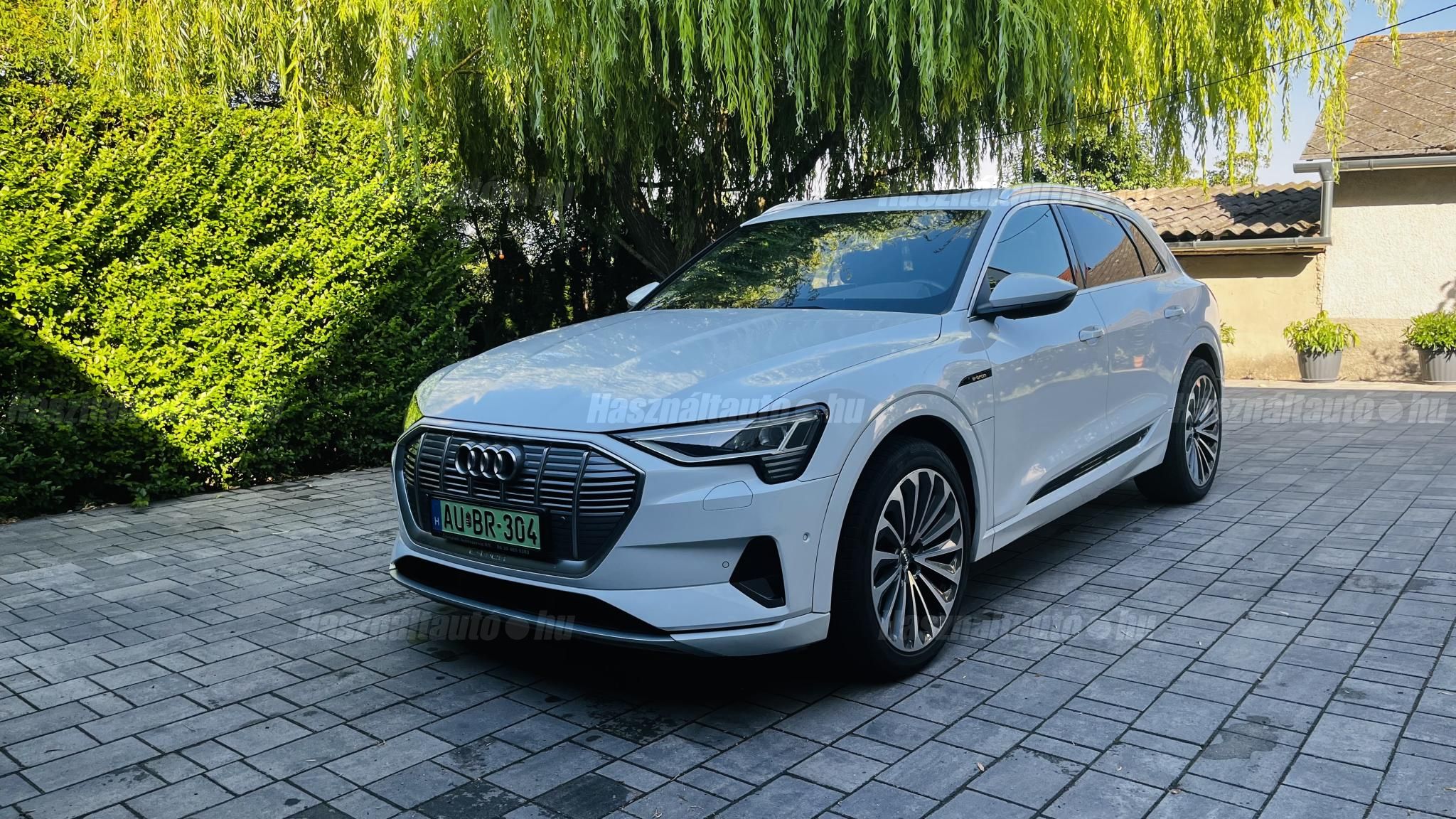 AUDI E-TRON 2019/7 - 1