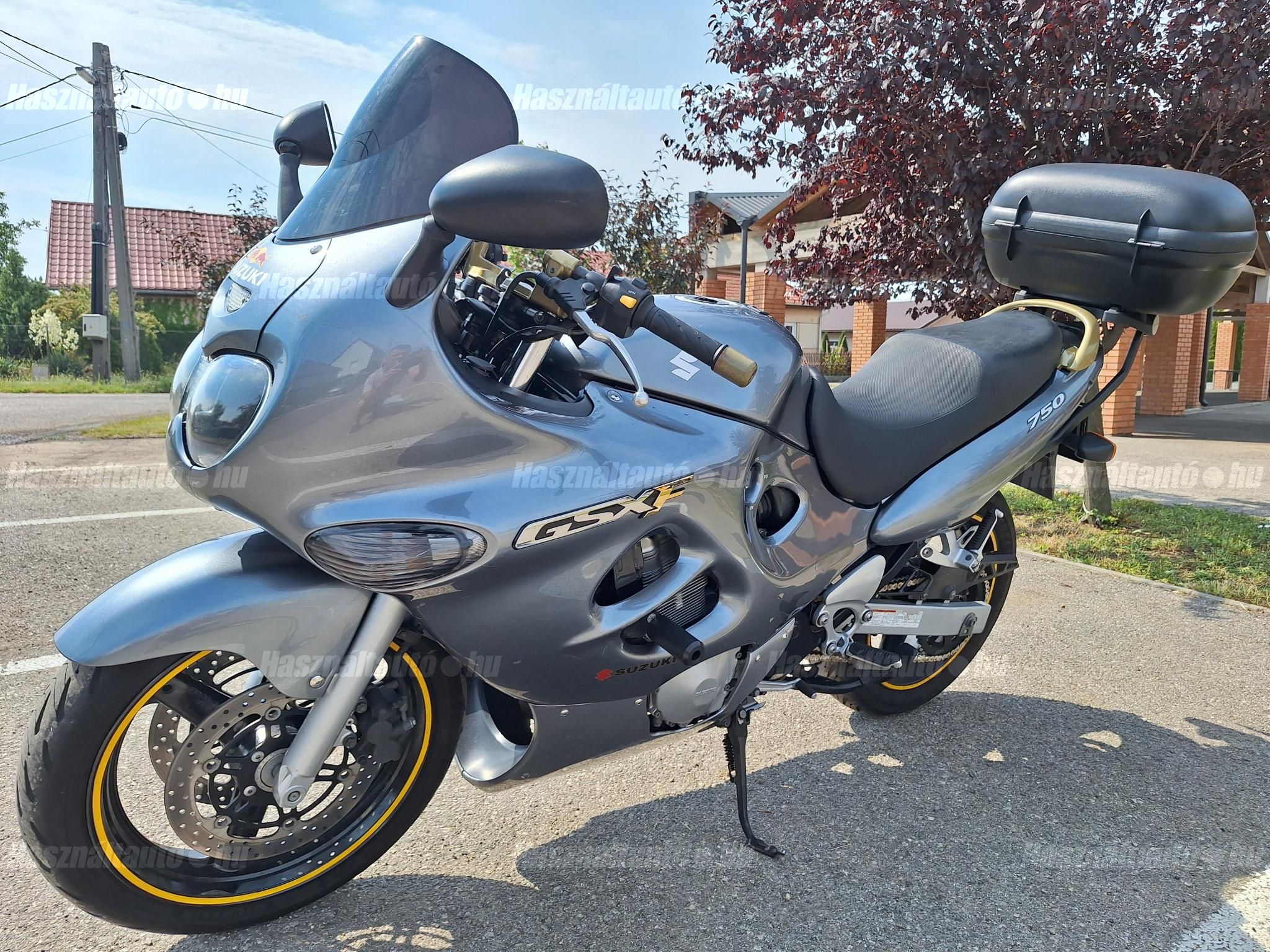 SUZUKI GSX 750 F 2004/6 - 1