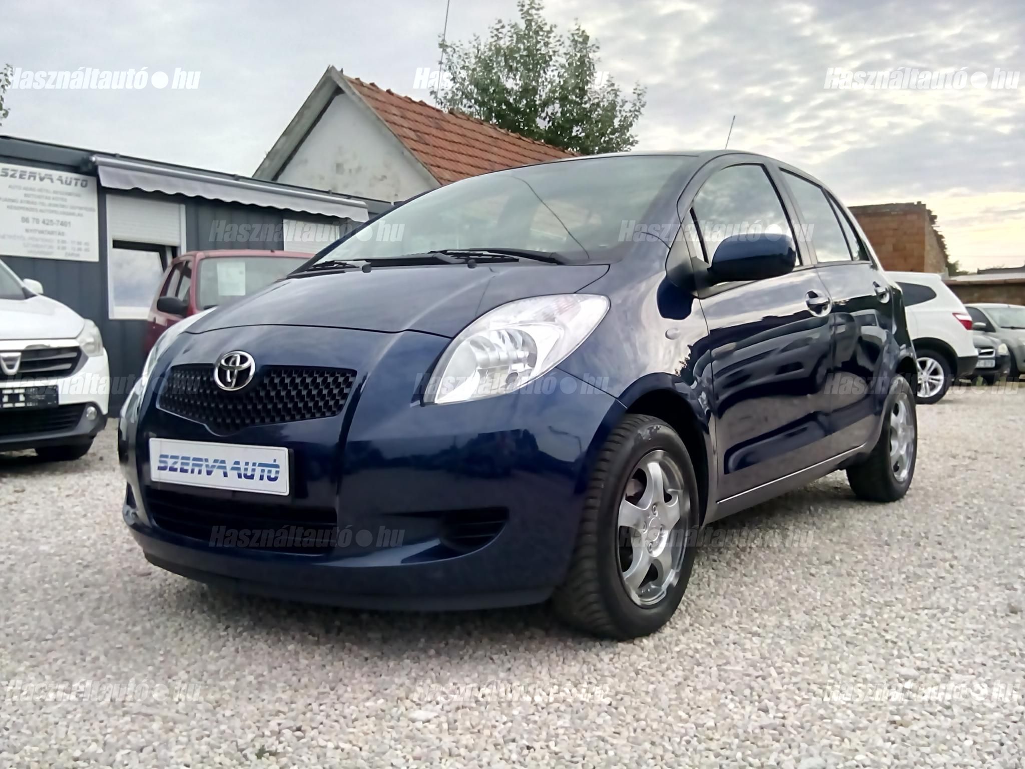 TOYOTA YARIS 2007/12 - 1