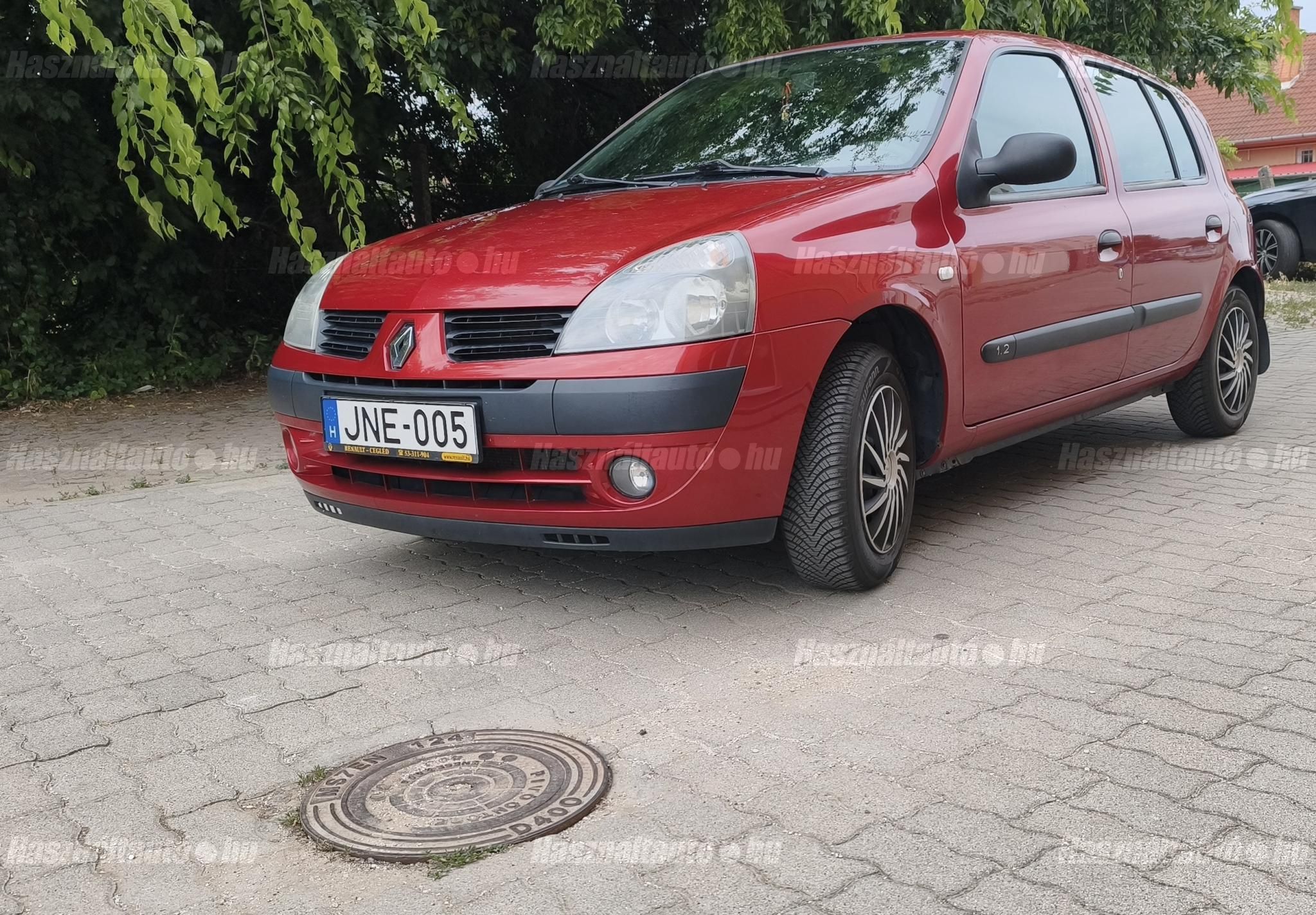 RENAULT CLIO 2004/12 - 1