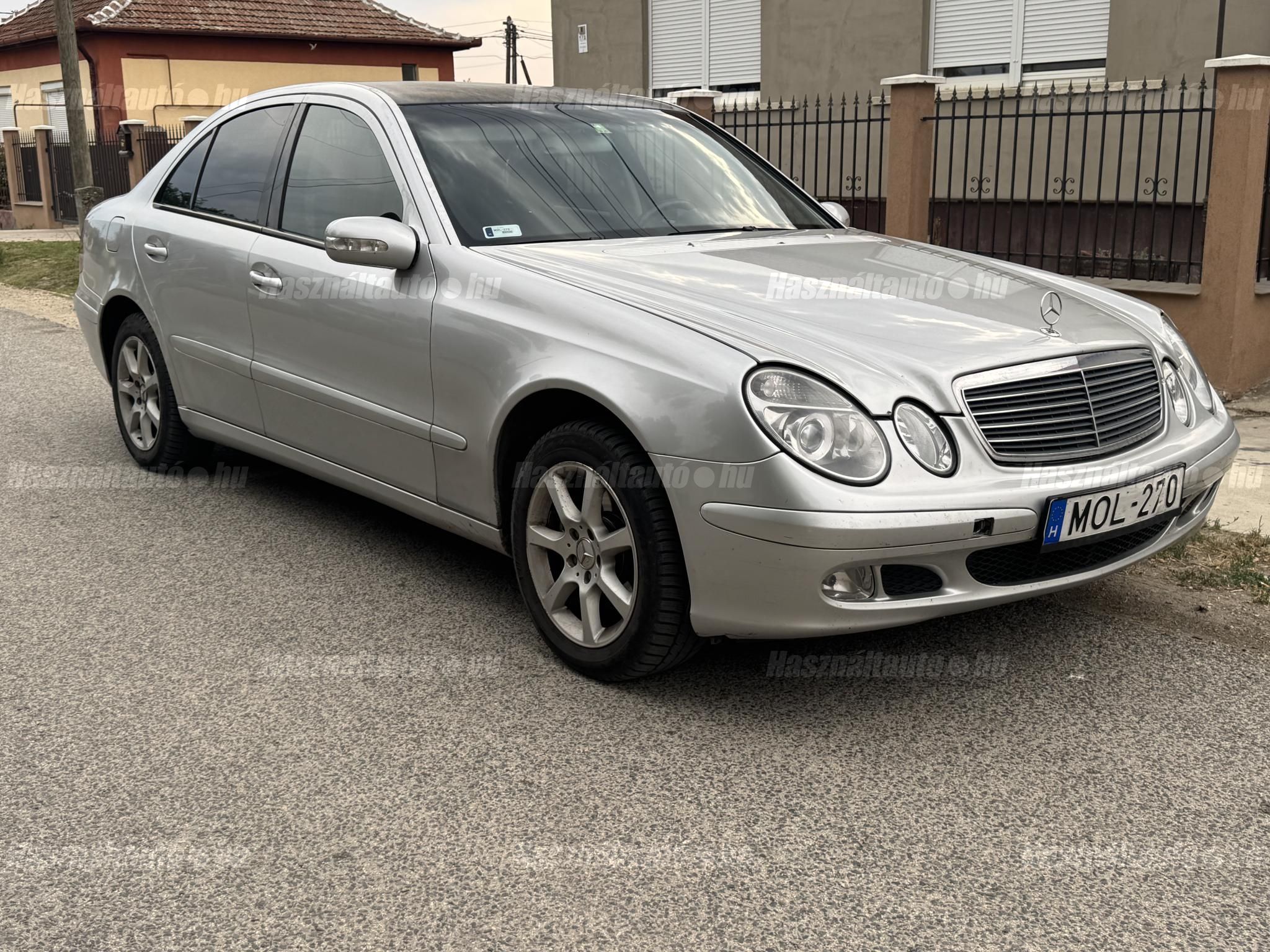 MERCEDES-BENZ E 220 2003/1 - 1