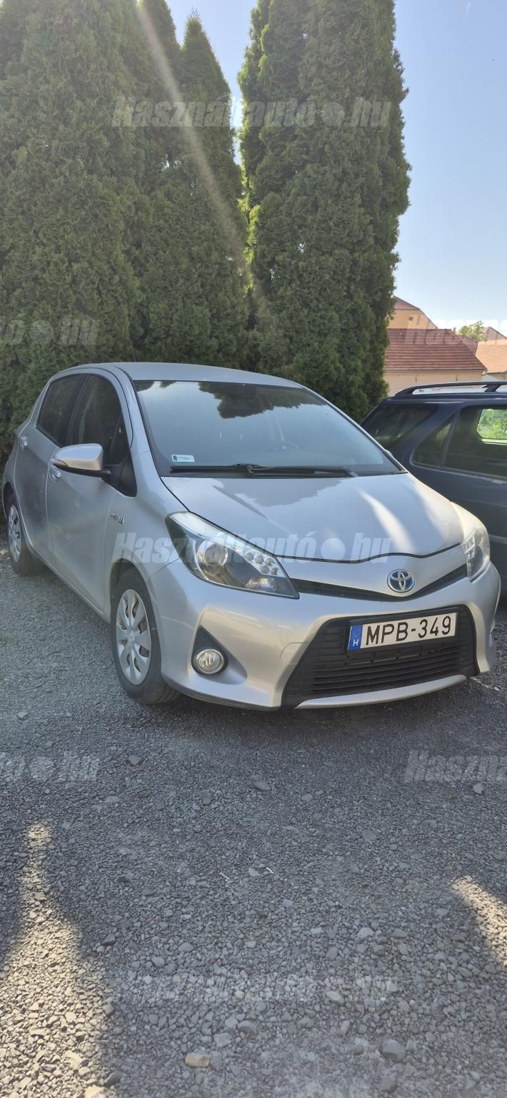 TOYOTA YARIS 2014/4 - 1