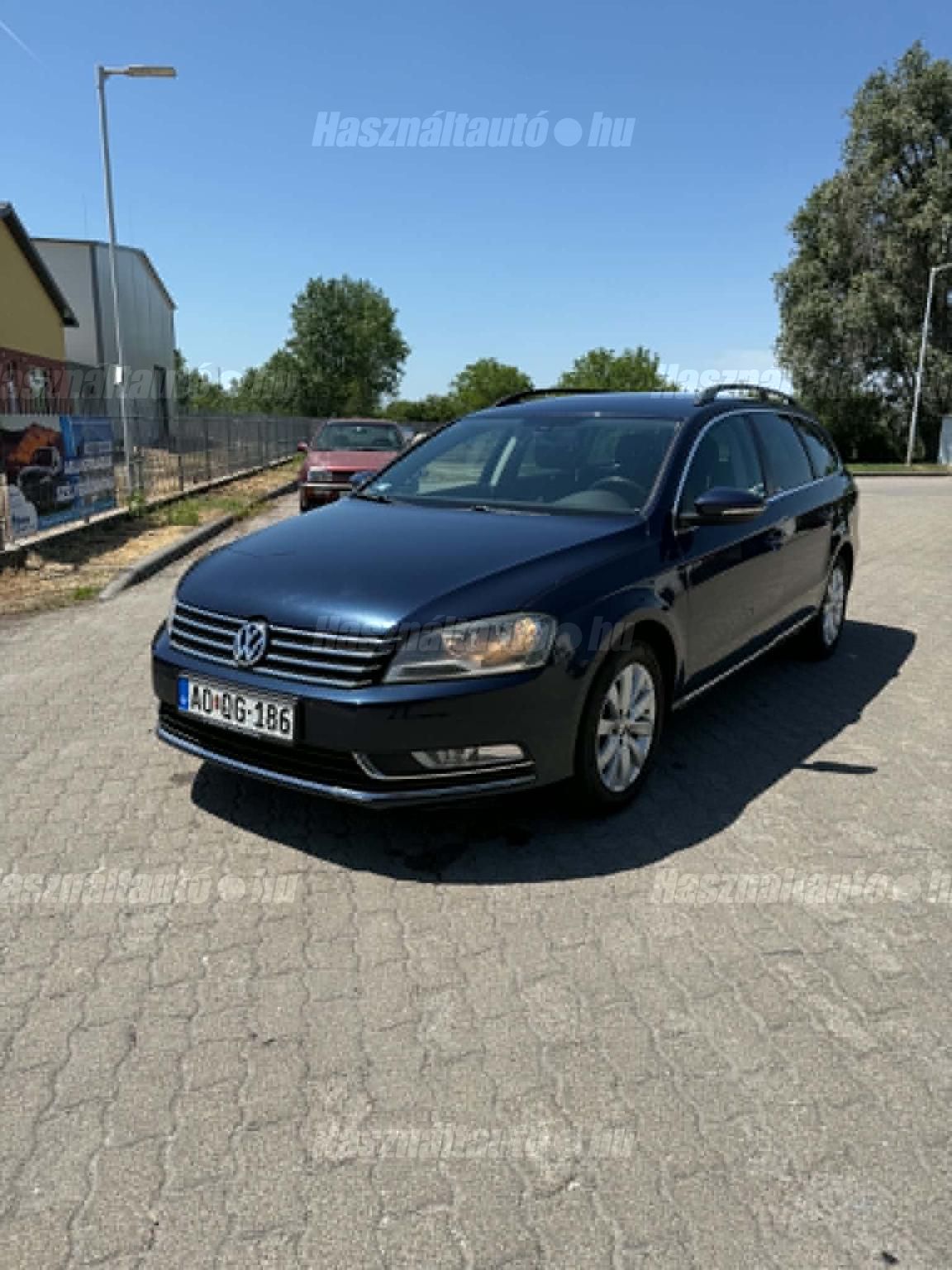VOLKSWAGEN PASSAT 2012/8 - 1