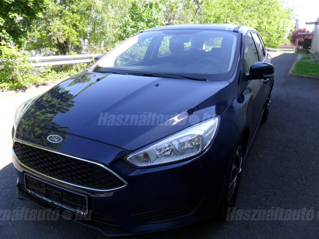 FORD FOCUS 2015/12 - 1