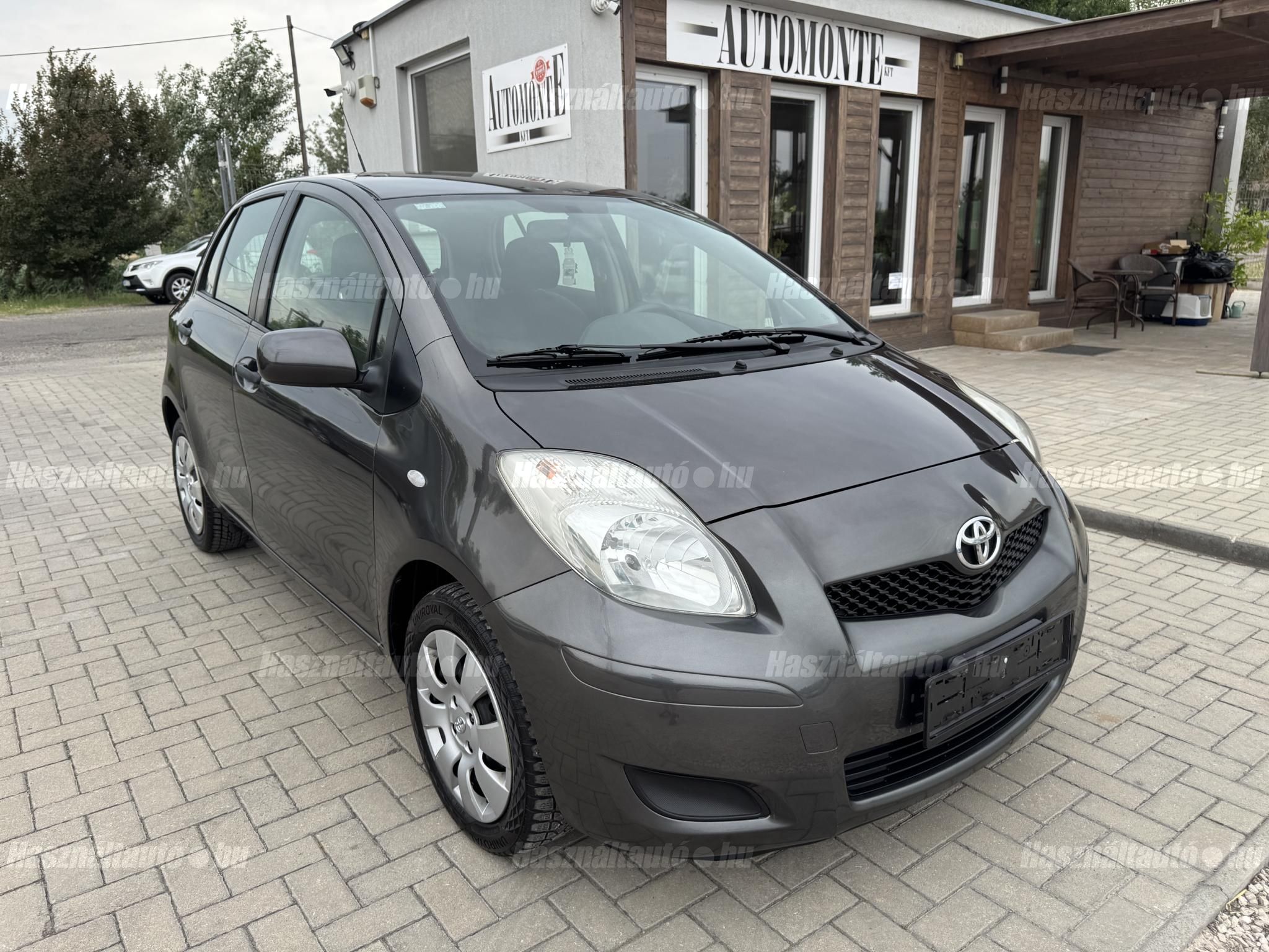 TOYOTA YARIS 2009/9 - 1