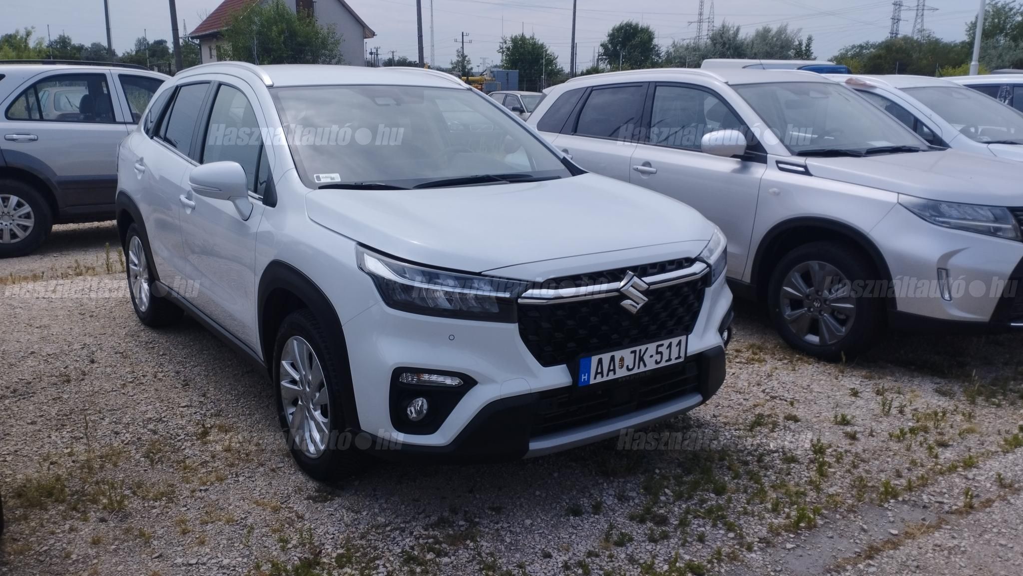 SUZUKI S-CROSS 2023/4 - 1