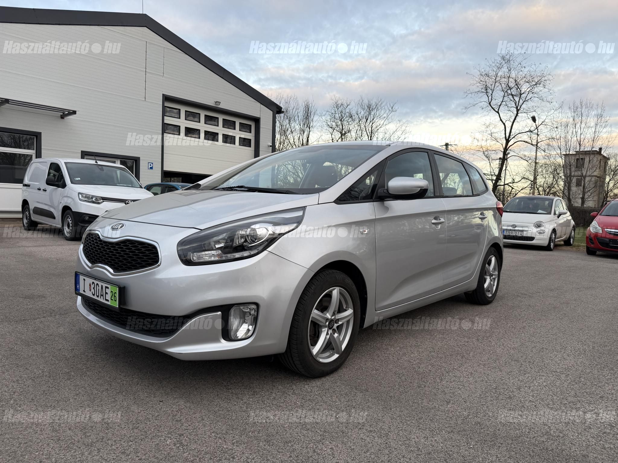 KIA CARENS 2013/7 - 1
