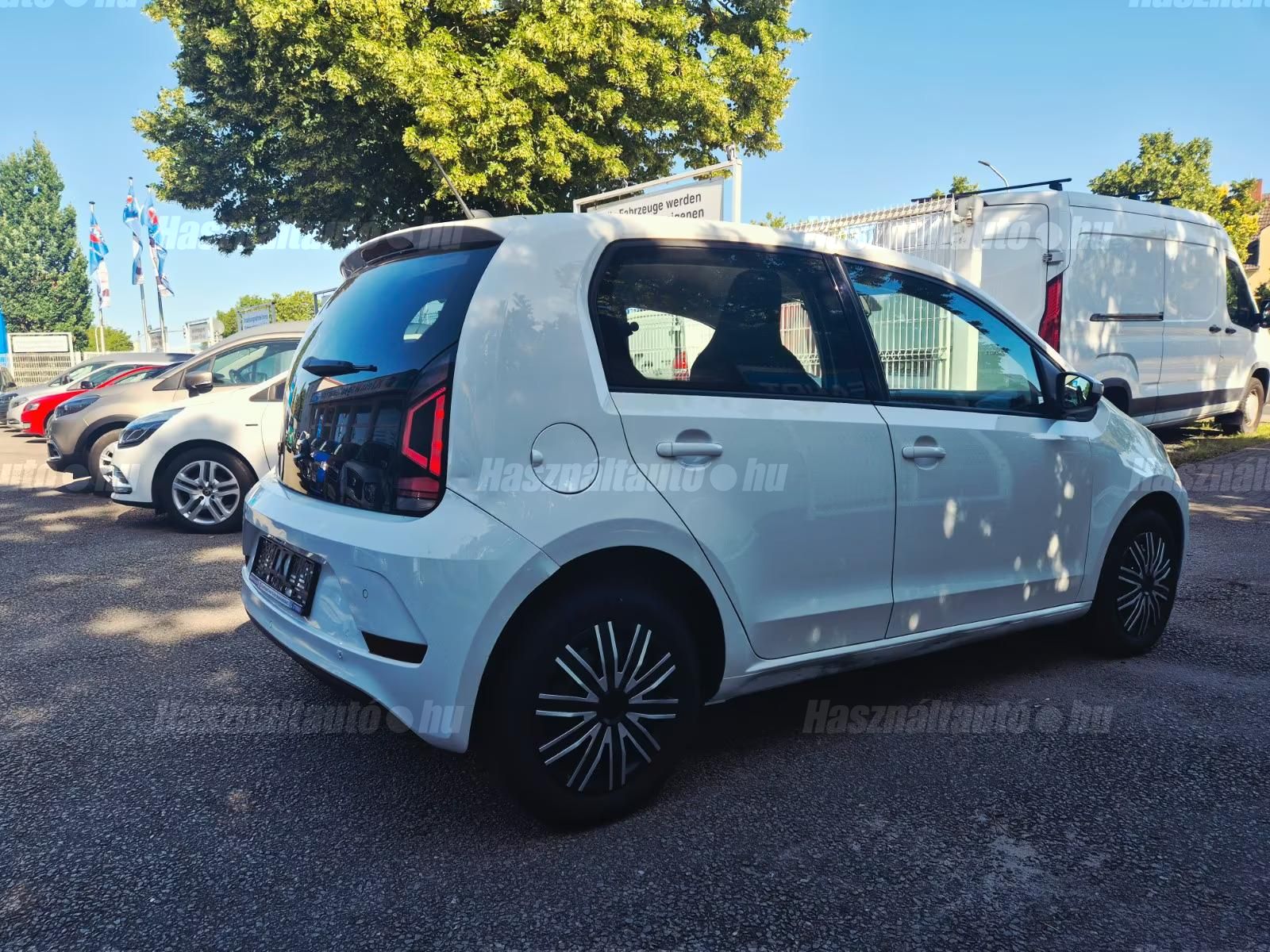 VOLKSWAGEN EGYÉB 2020 - 1